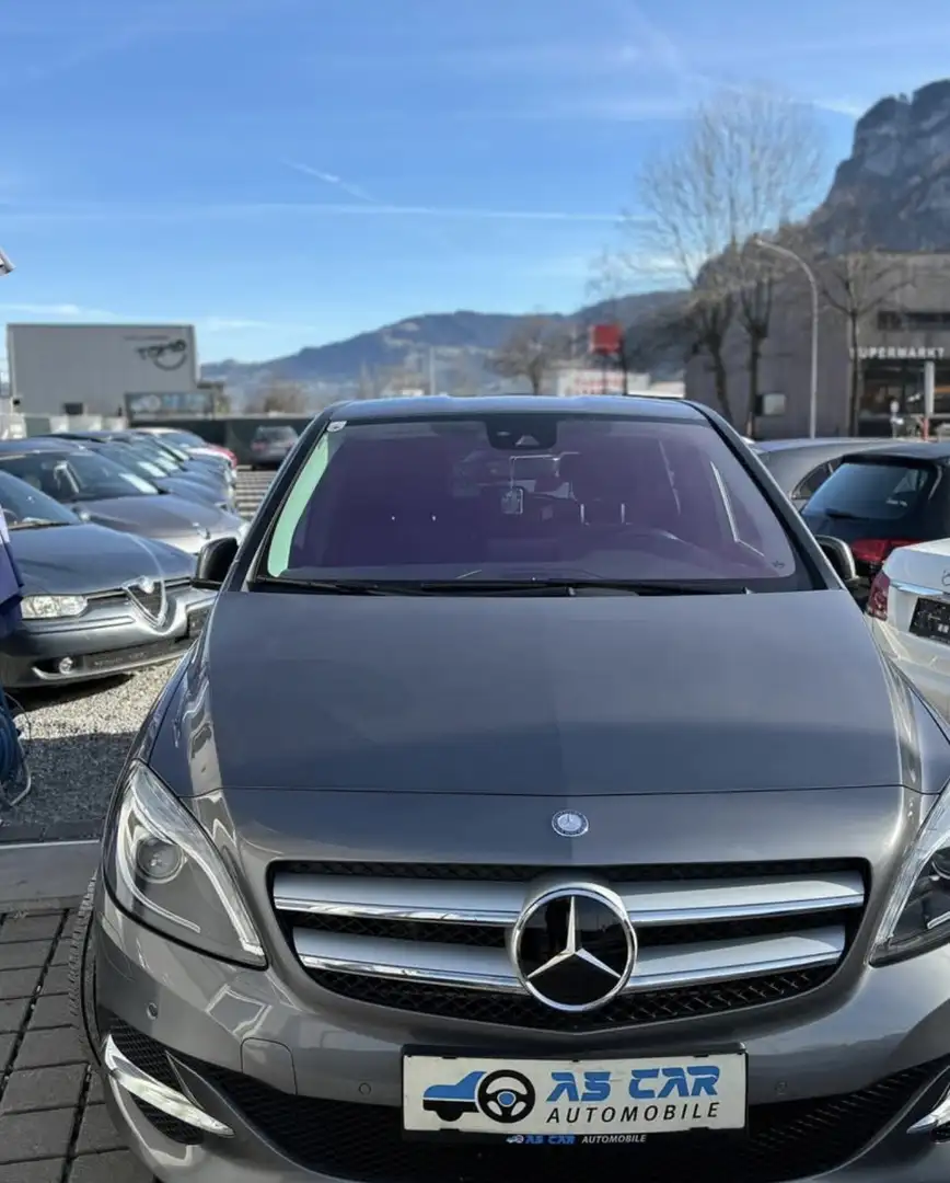Mercedes-Benz B Electric Drive B 250 eDrive (242.890) Grau - 2