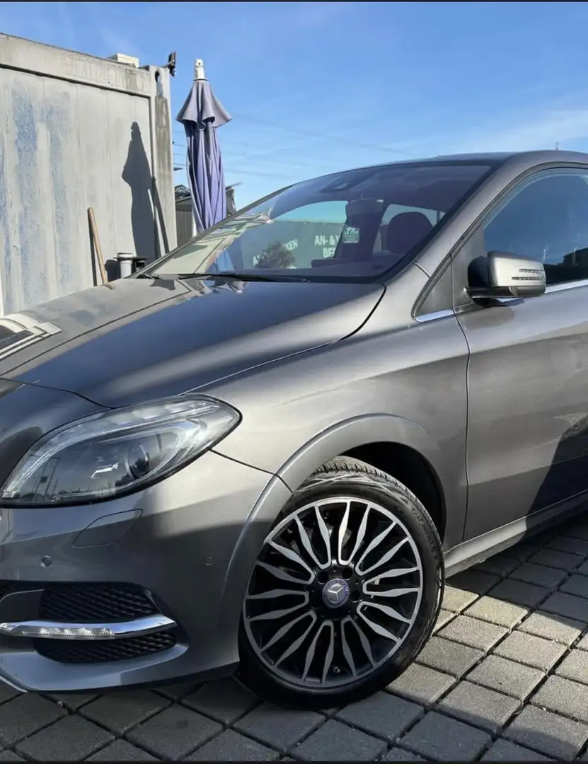 Mercedes-Benz B Electric Drive B 250 eDrive (242.890) Grau - 1