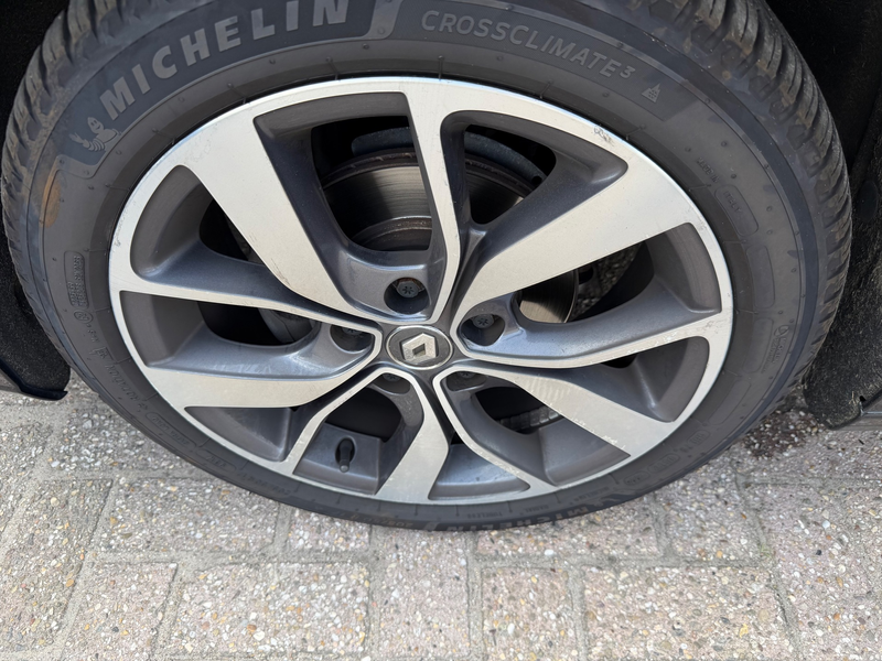 Renault Megane 1.2 TCe Bose / Navi / Clima / Cruise / PDC / LM — photo 11