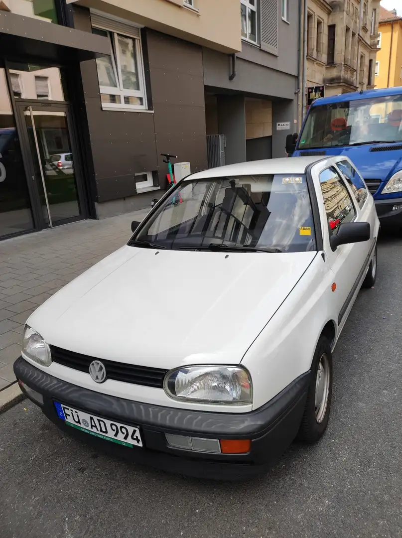 Volkswagen Golf 1.4 CL - 1