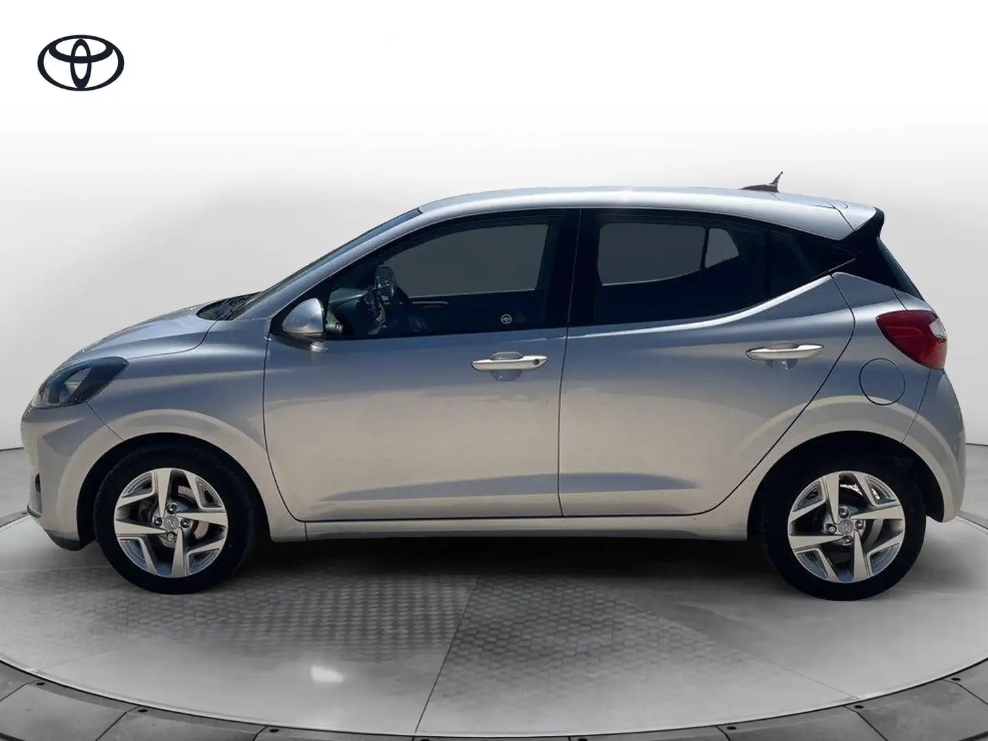 Hyundai i10 1.0 MPI Prime Gris - 2