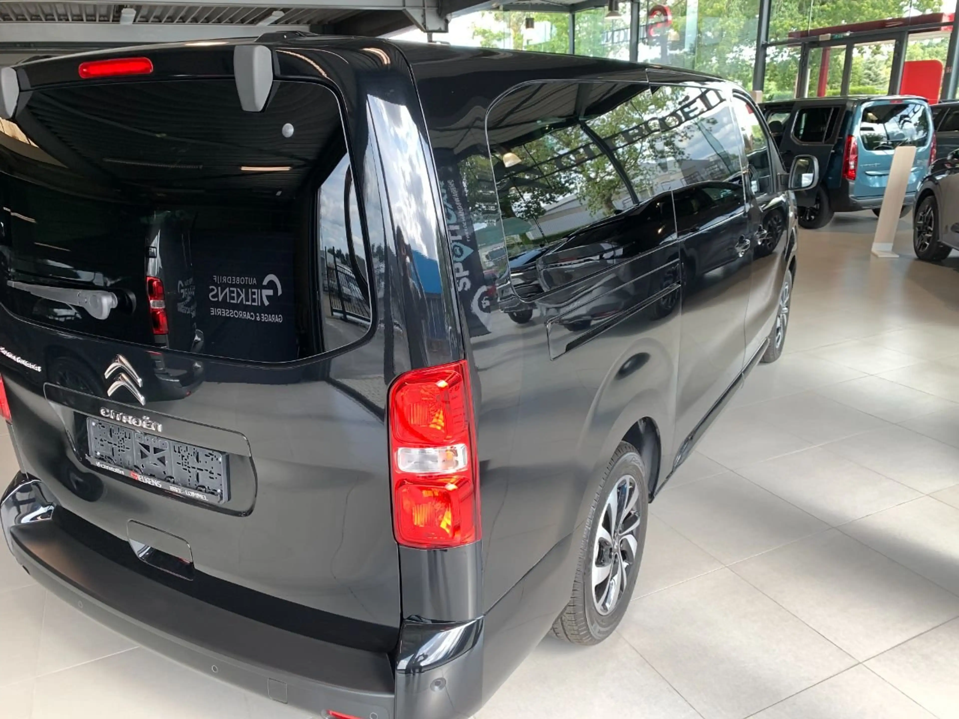 Citroen Spacetourer 2.0 BlueHDI 180 Pk Automaat 9 plaatsen — photo 5