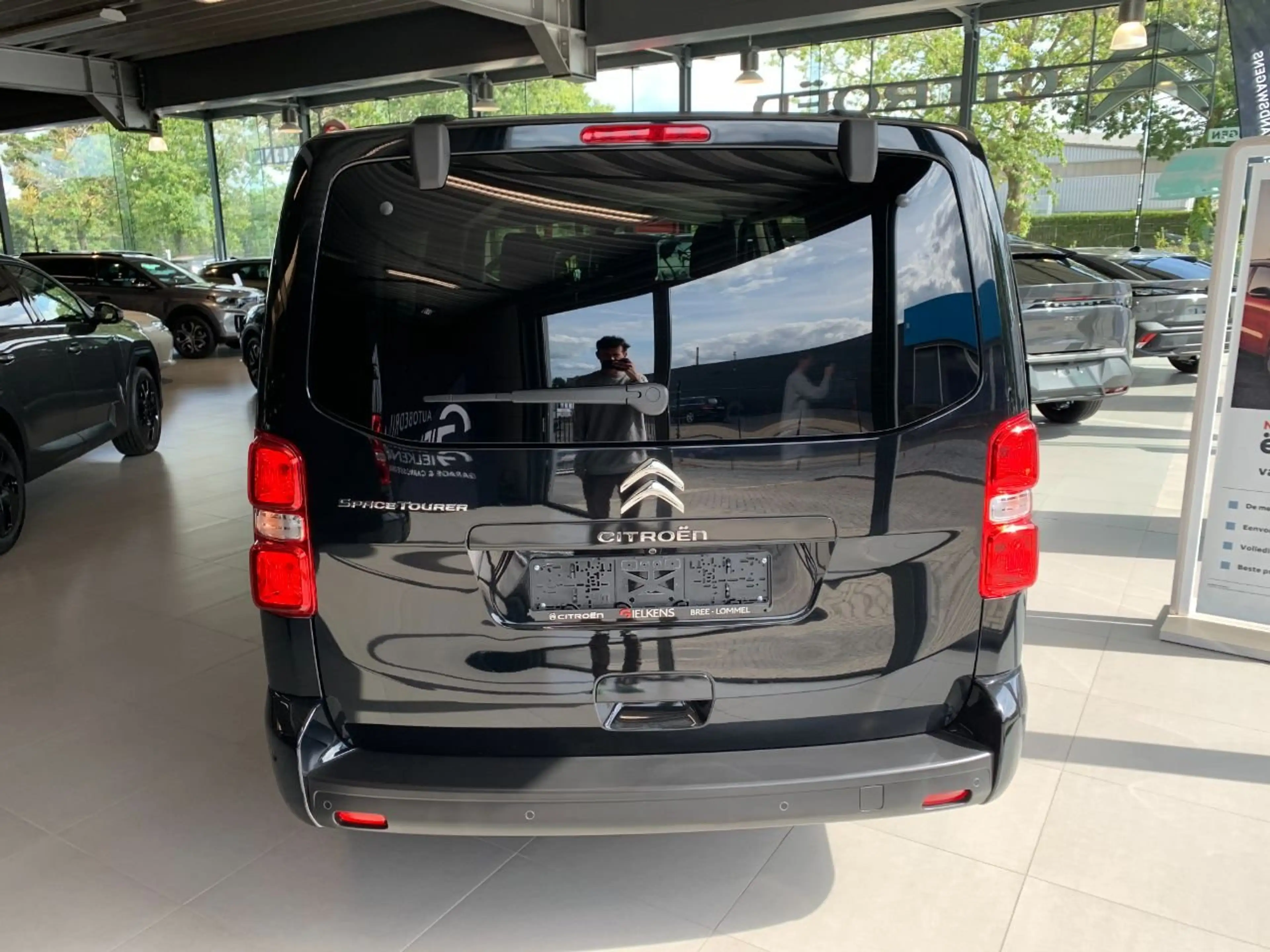 Citroen Spacetourer 2.0 BlueHDI 180 Pk Automaat 9 plaatsen — photo 4