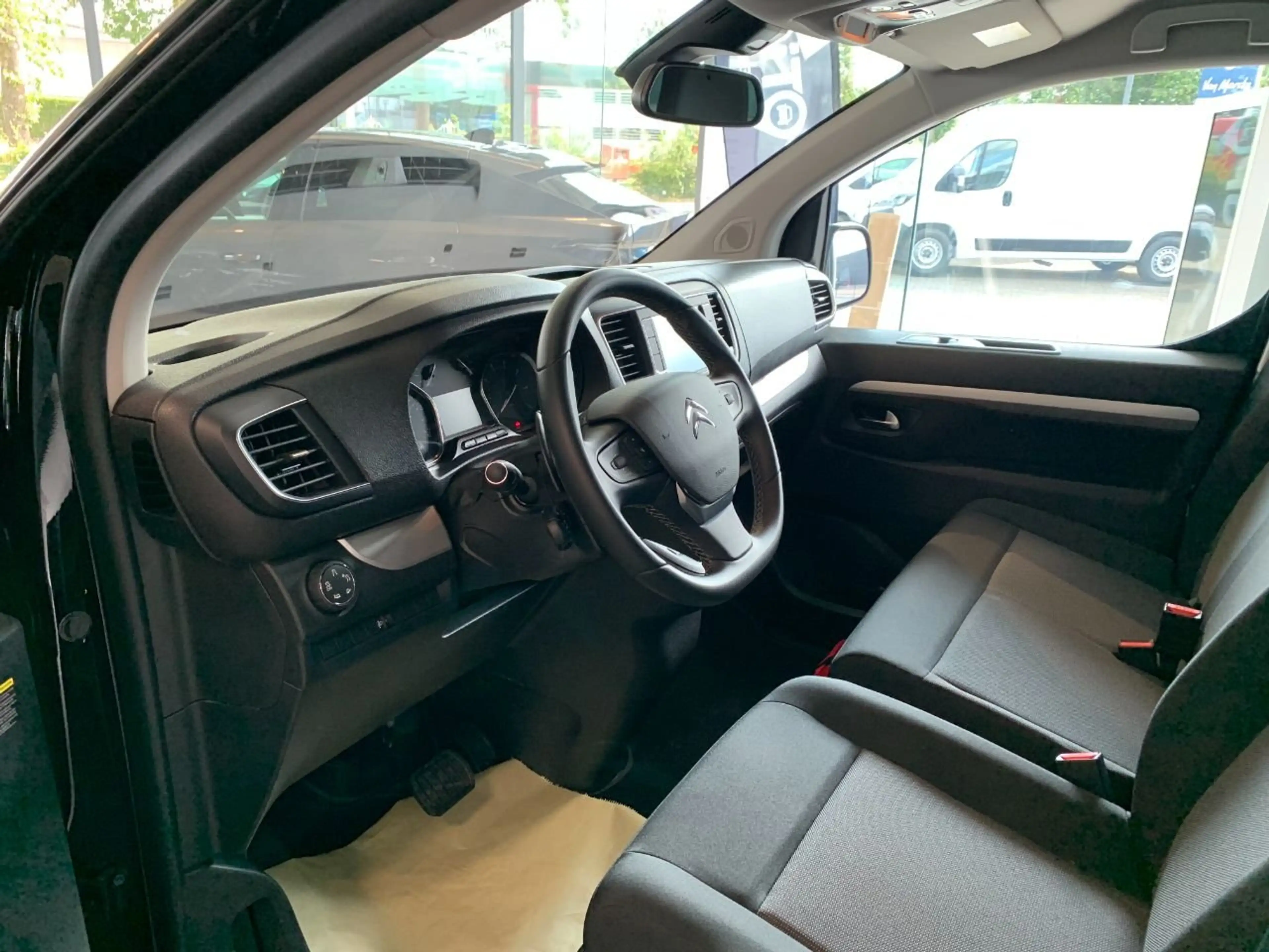 Citroen Spacetourer 2.0 BlueHDI 180 Pk Automaat 9 plaatsen — photo 10