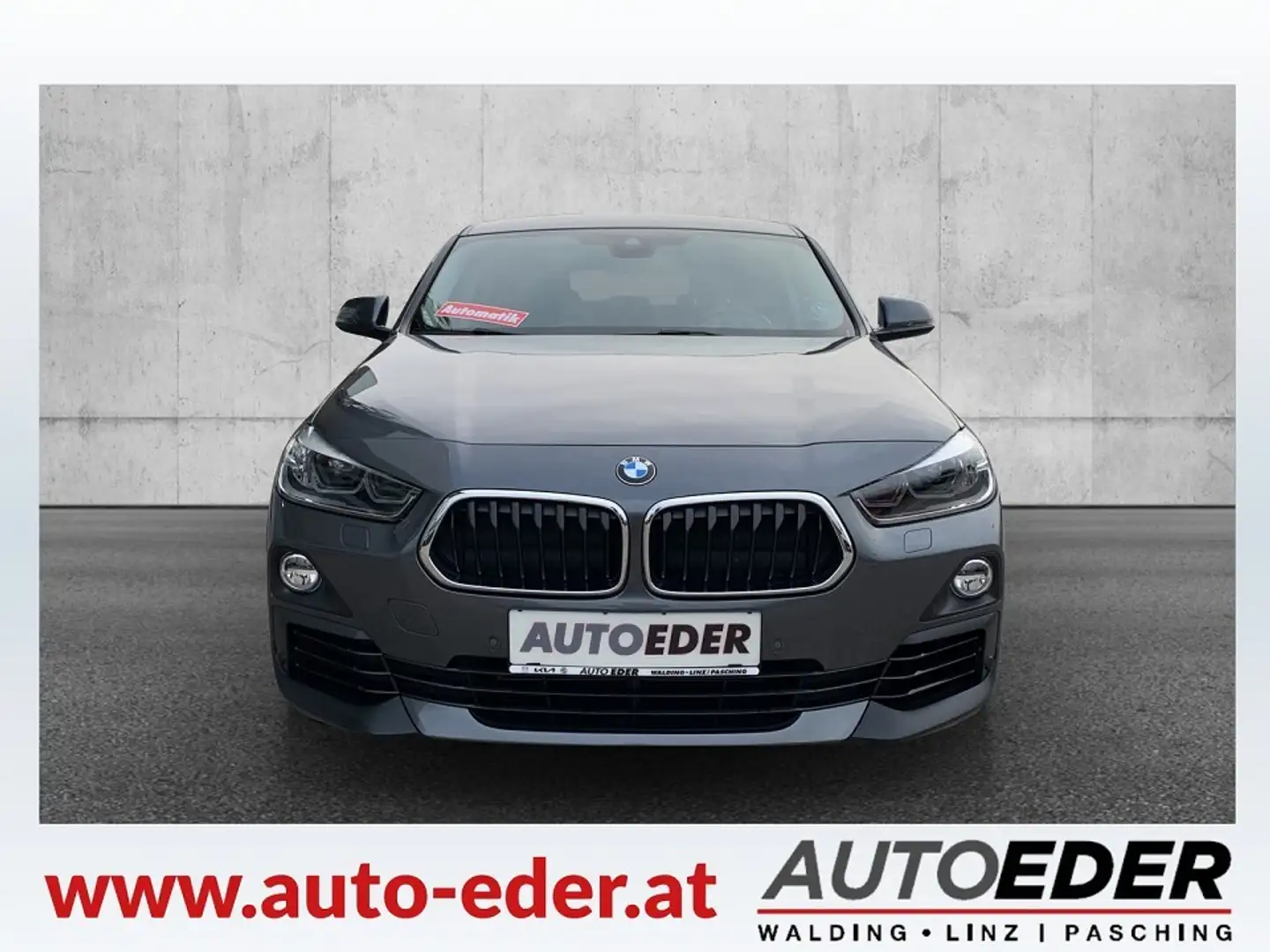 BMW X2 sDrive18i Advantage Aut. Grau - 2