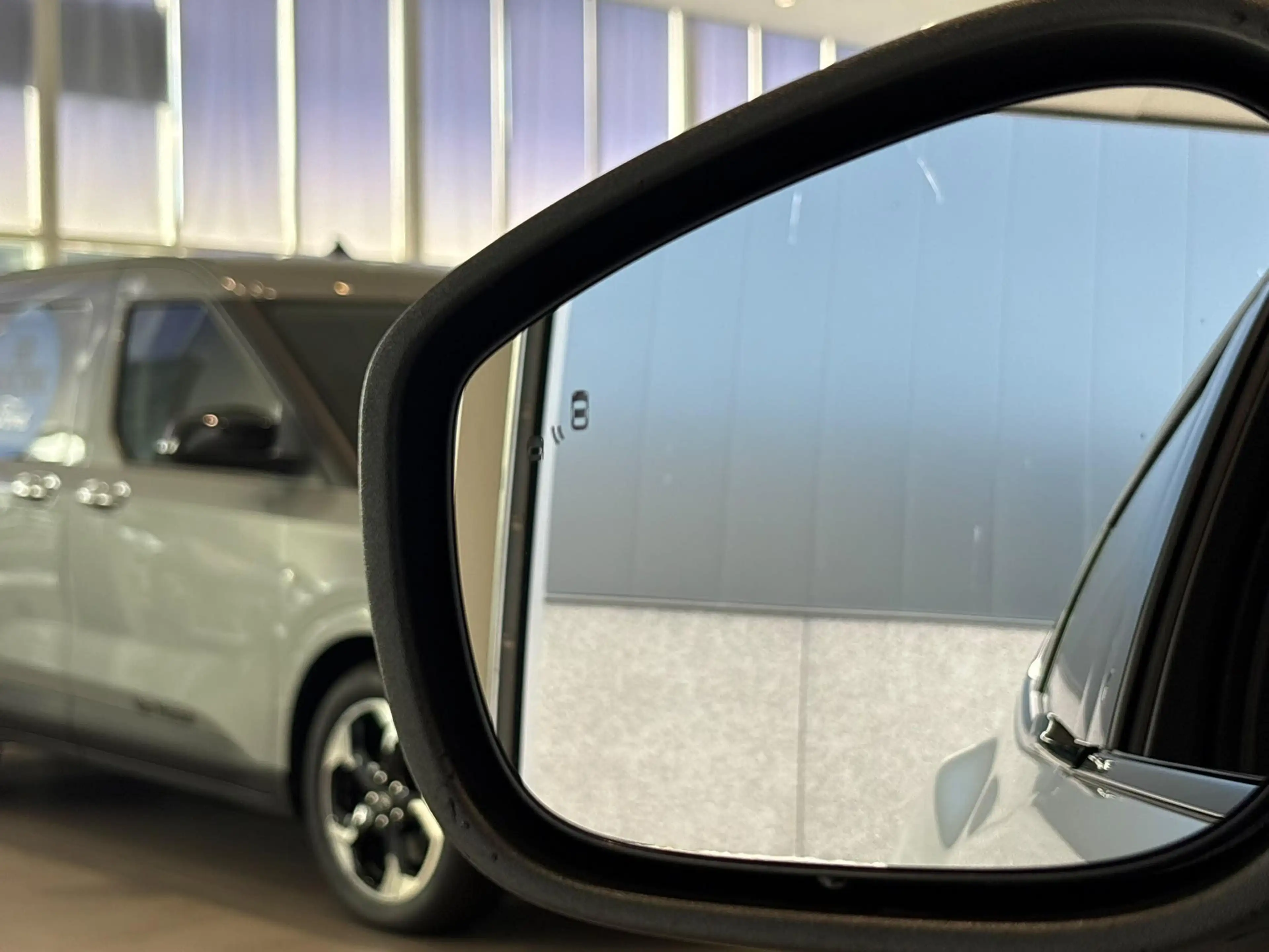 Ford Mustang Mach-E Extended Premium RWD 88 kWh TECHNOLOGY PACK | PANO — photo 10
