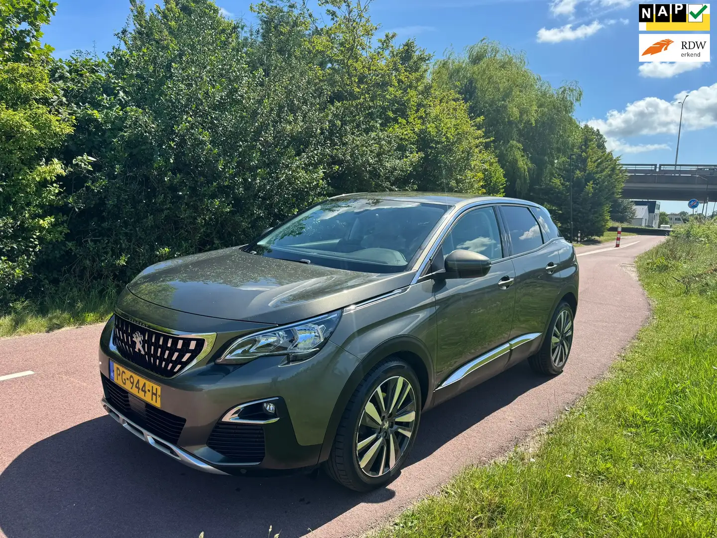 Peugeot 3008 1.2 PureTech Allure|NAP|Dis=V.V|Luxe| Grijs - 1