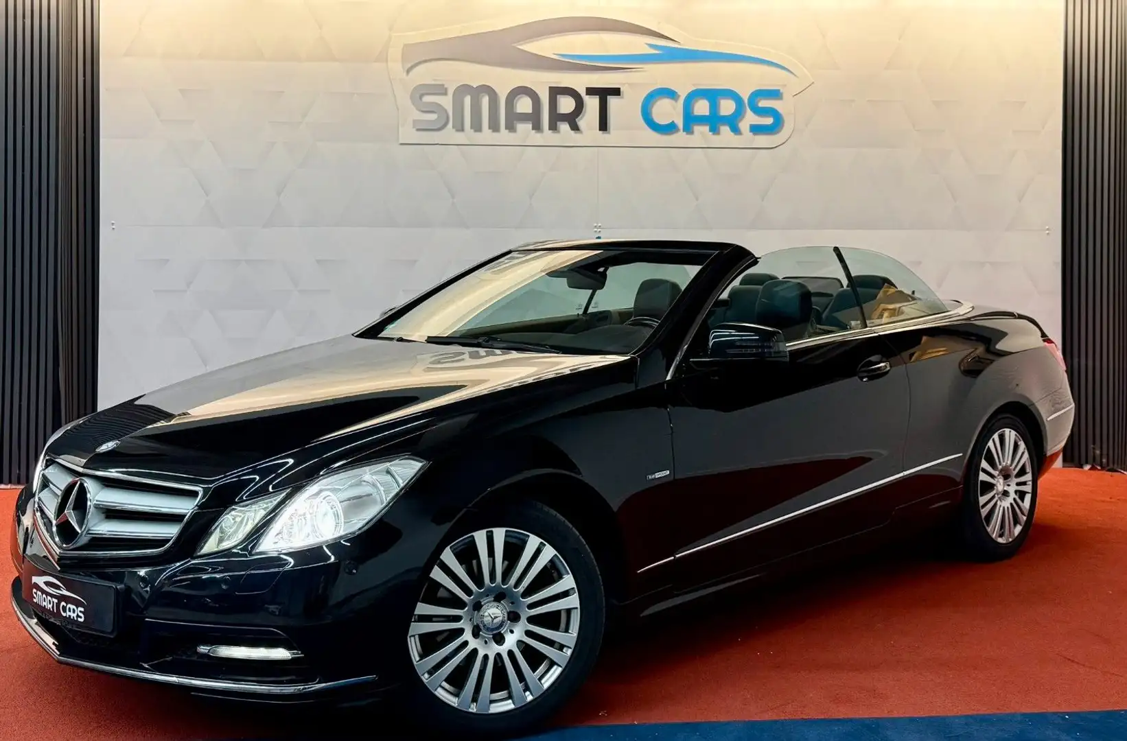 Mercedes-Benz E 200 E200-Cabrio CGI*Leder*Navi*Xenon*AirScarf*Voll* crna - 1