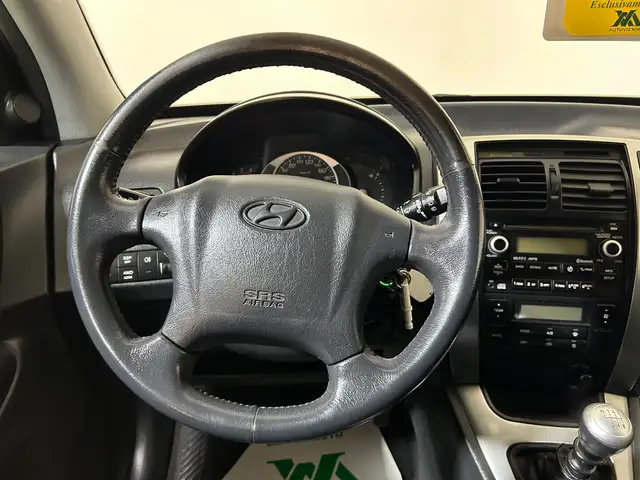 Hyundai Tucson view 15
