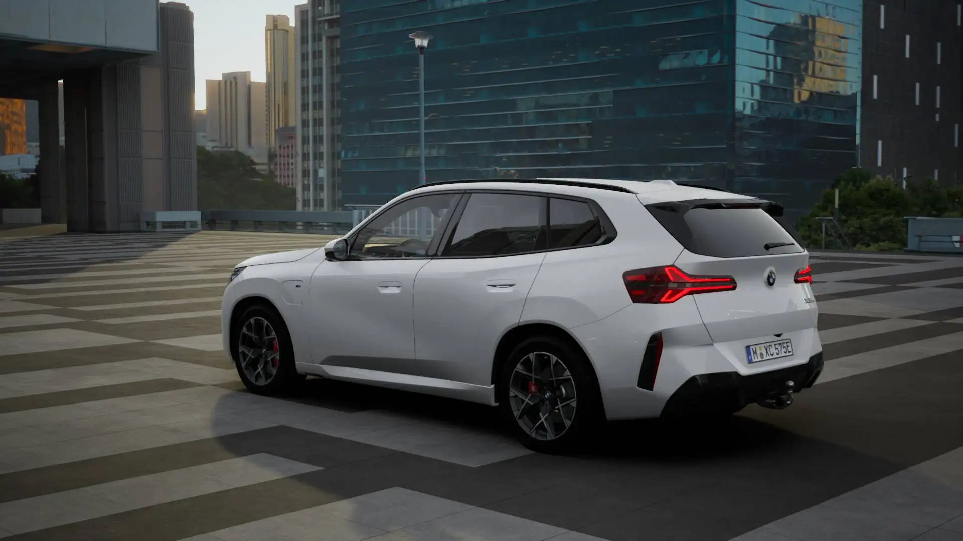 BMW X3 30e xDrive M Sport Automaat / Trekhaak / Achteruit Wit - 2