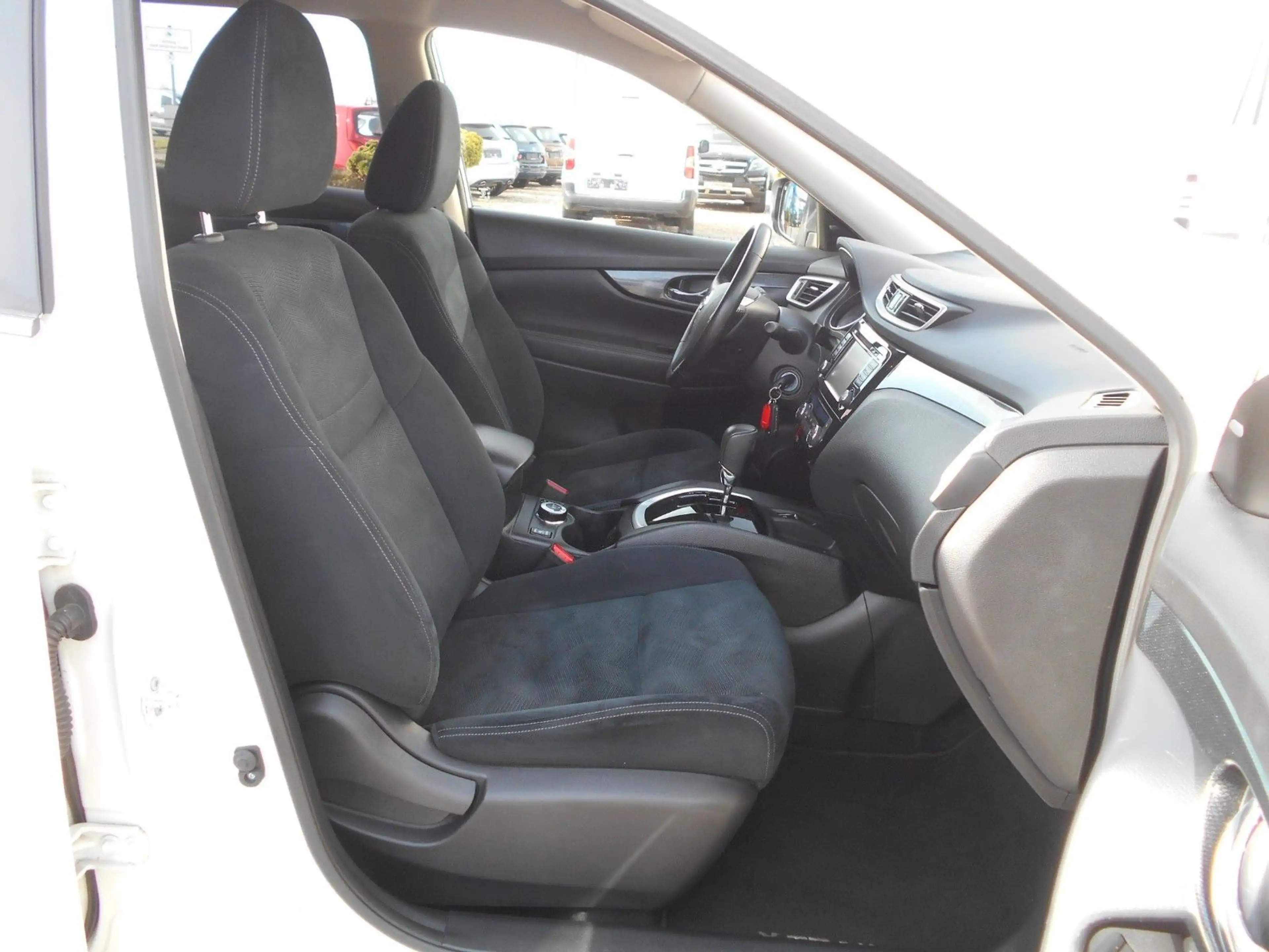 Nissan X-Trail 2.0 dCi Acenta 4x4 NAVI/KLIMA/KAMERA/PDC — photo 12