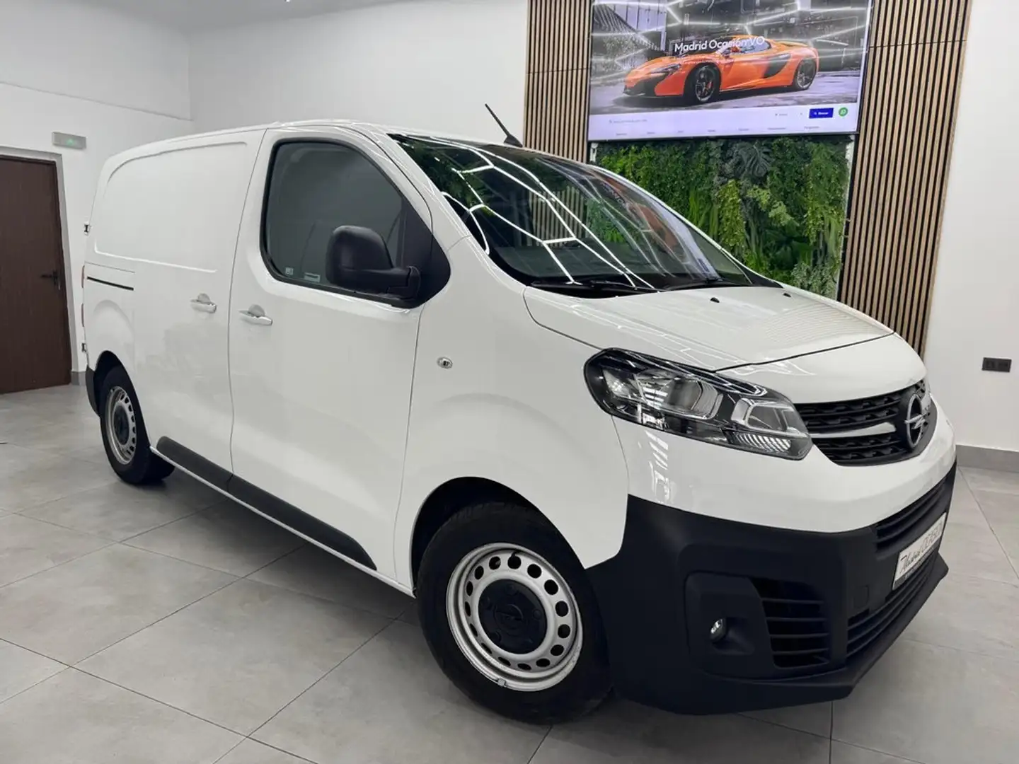 Opel Vivaro DCb. 1.5D M Carga Standard Mampara Plegable Weiß - 2