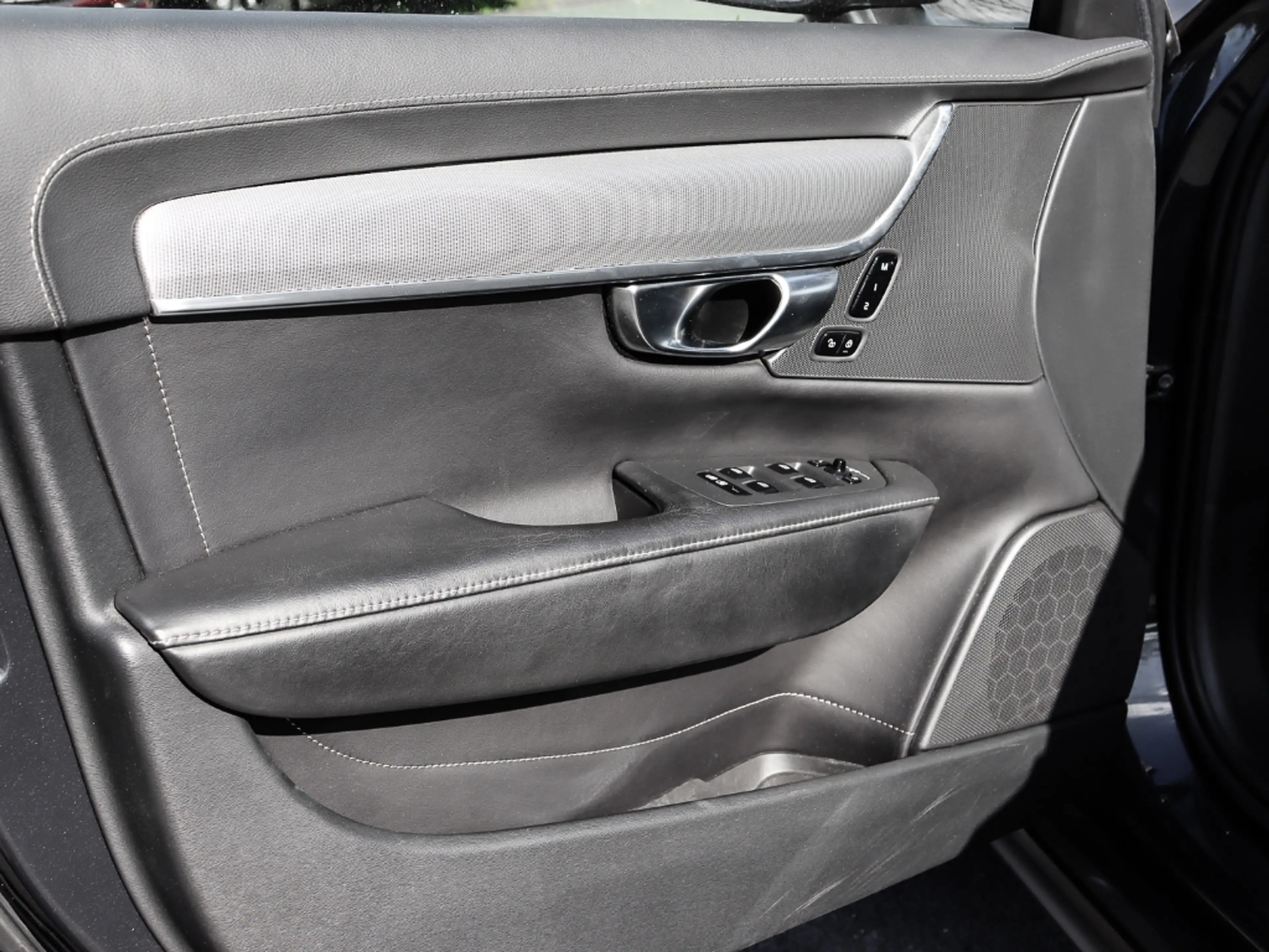 Volvo V90 Cross Country Cross Country Pro AWD D5 EU6d-T HUD El. Panodach N — photo 10