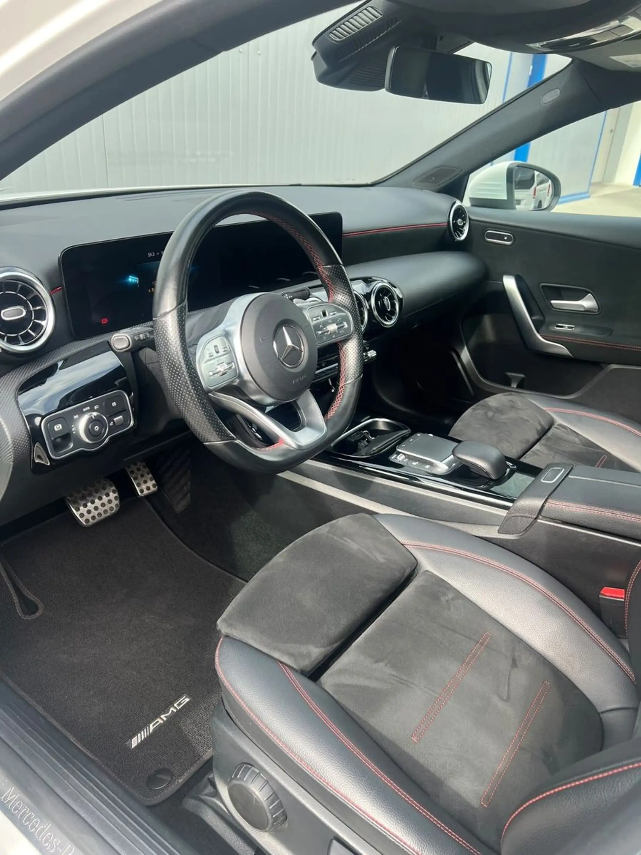 Mercedes-Benz A 180 2x AMG-LINE PANORAMA LED NAVI KAMERA P — photo 10