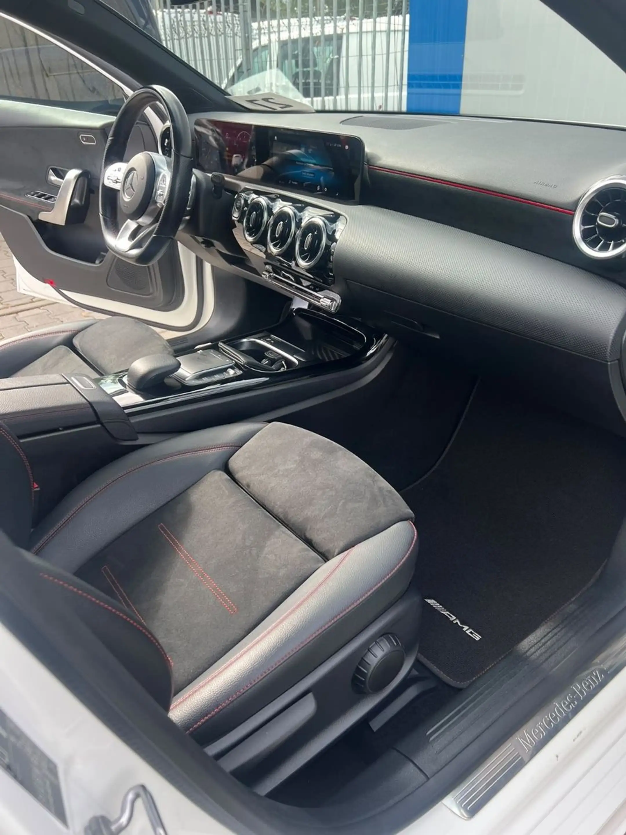 Mercedes-Benz A 180 2x AMG-LINE PANORAMA LED NAVI KAMERA P — photo 14