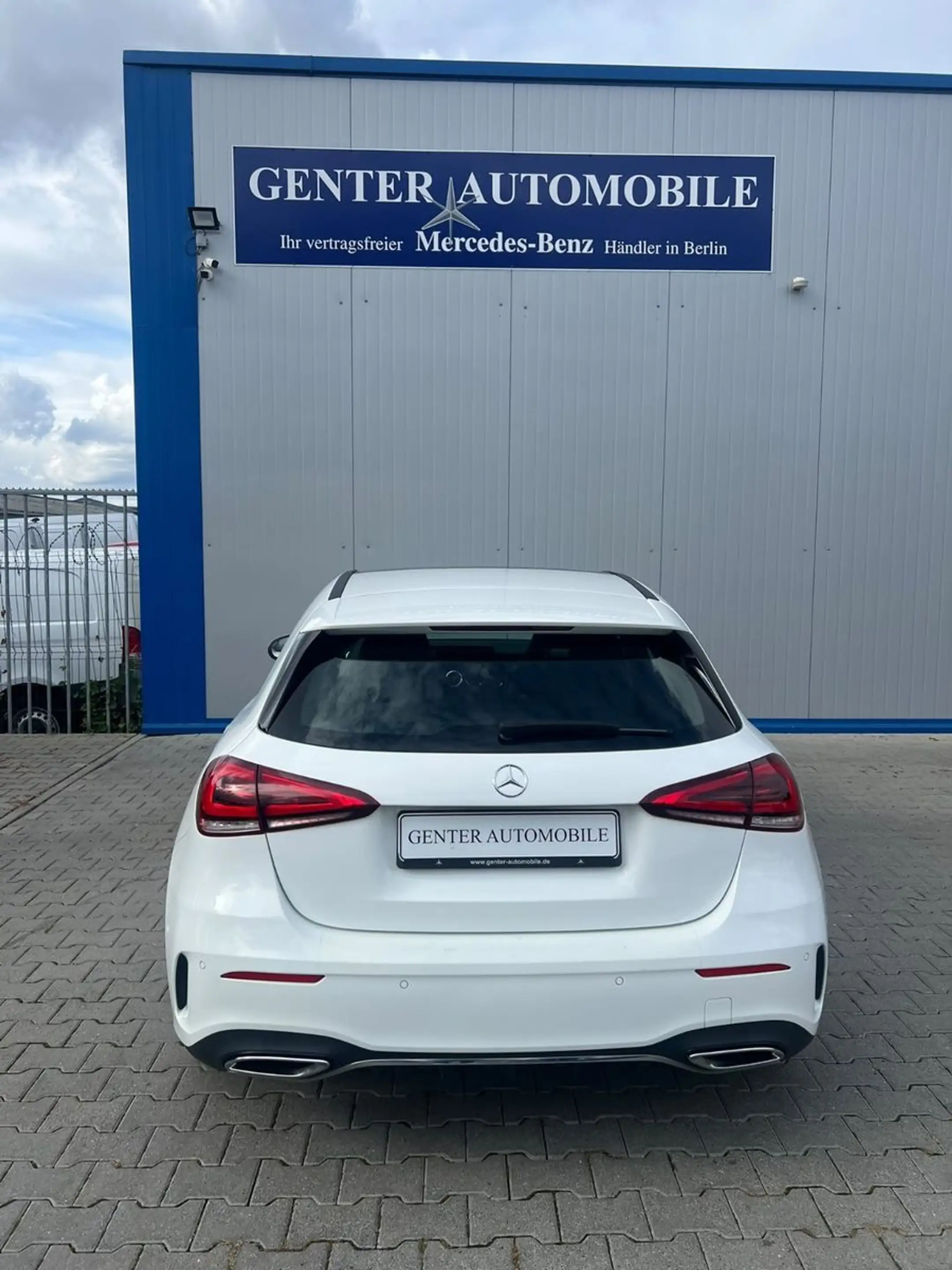 Mercedes-Benz A 180 2x AMG-LINE PANORAMA LED NAVI KAMERA P — photo 8
