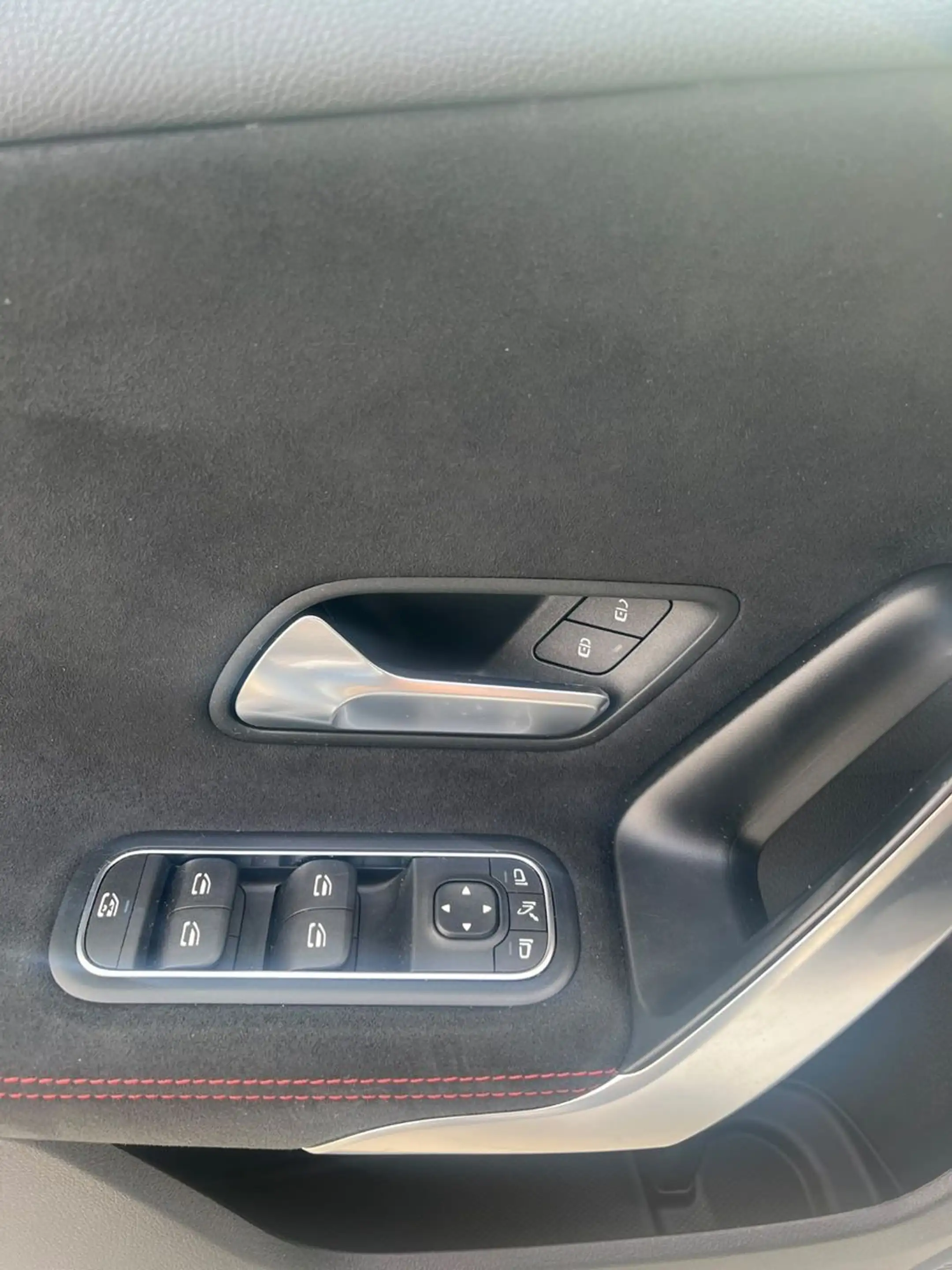 Mercedes-Benz A 180 2x AMG-LINE PANORAMA LED NAVI KAMERA P — photo 11