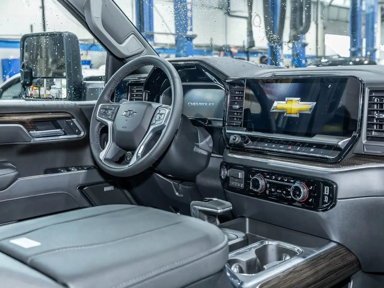 Chevrolet Silverado 1500 photo Chevrolet Silverado 1500