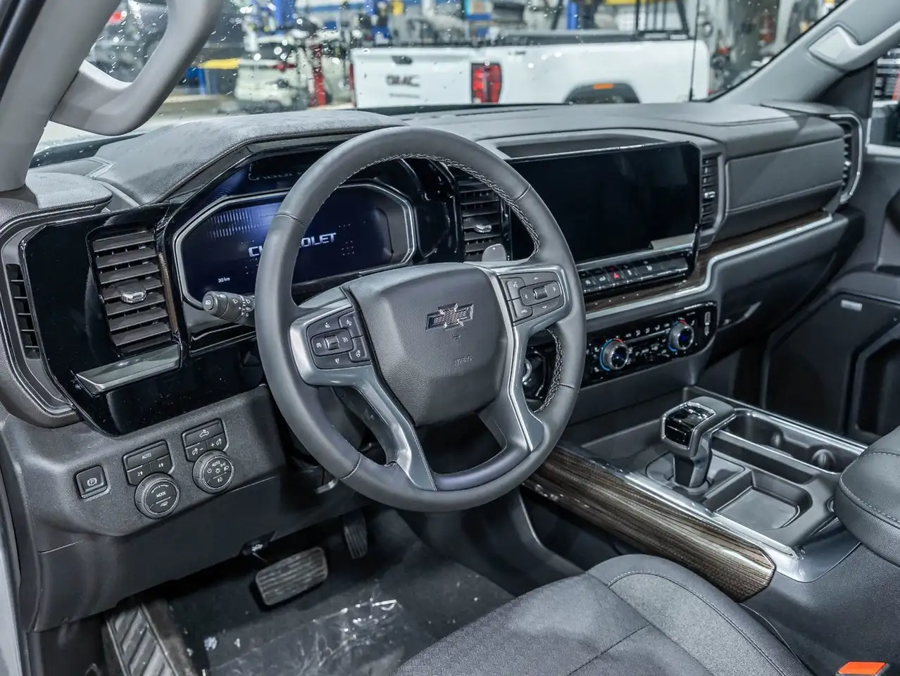 Chevrolet Silverado 1500 photo Chevrolet Silverado 1500