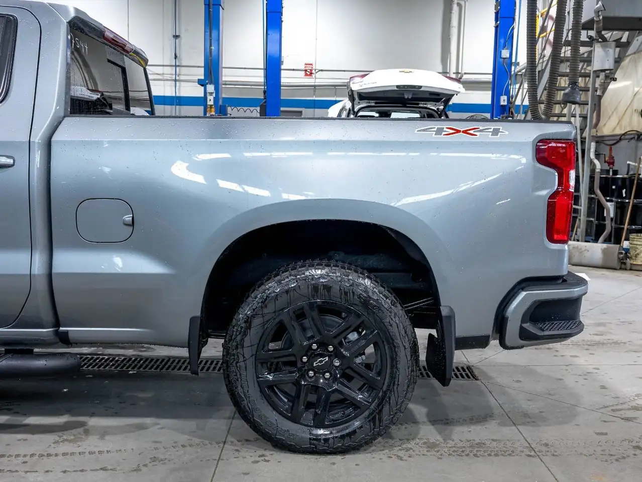 Chevrolet Silverado 1500 photo Chevrolet Silverado 1500