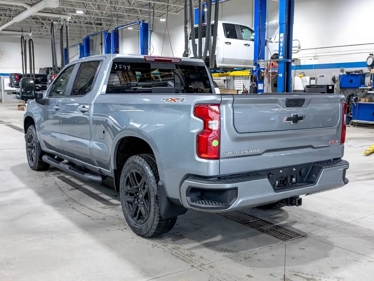 Chevrolet Silverado 1500 photo Chevrolet Silverado 1500