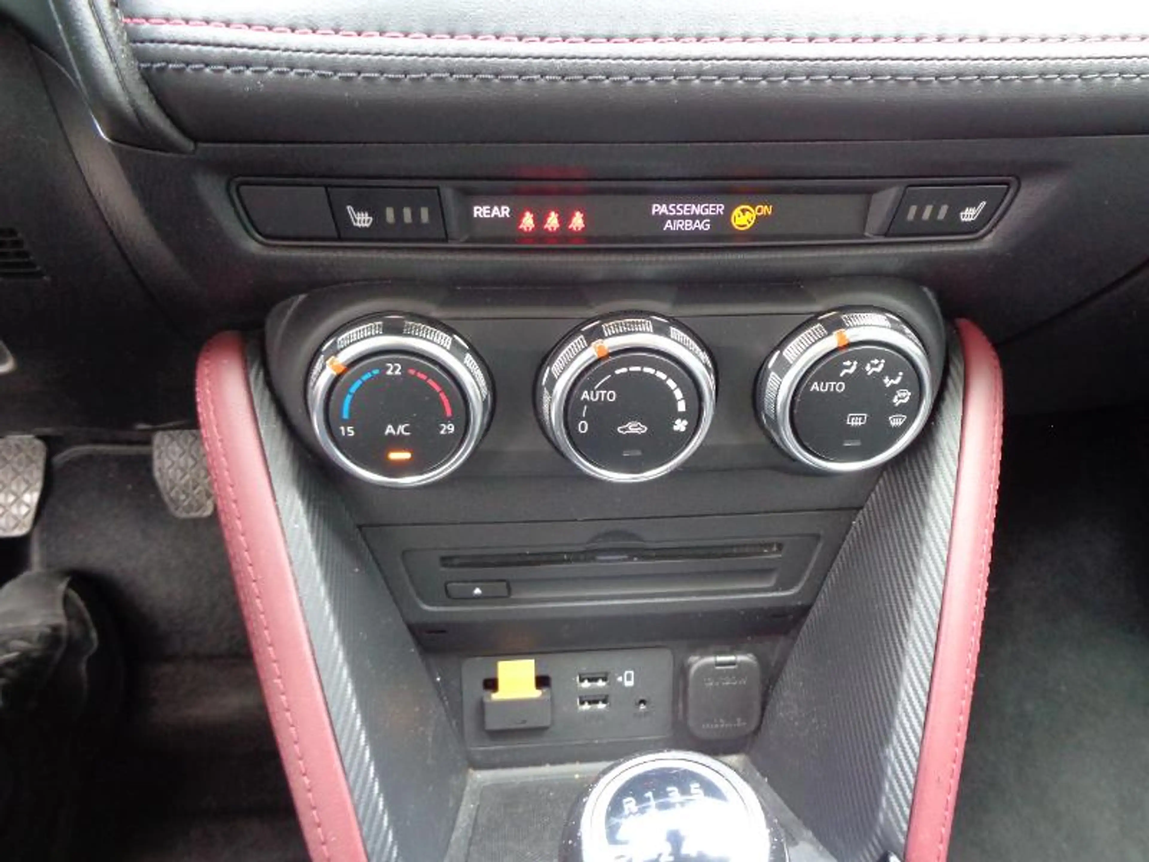 Mazda CX-3 2.0 Sportsline Navi — photo 10