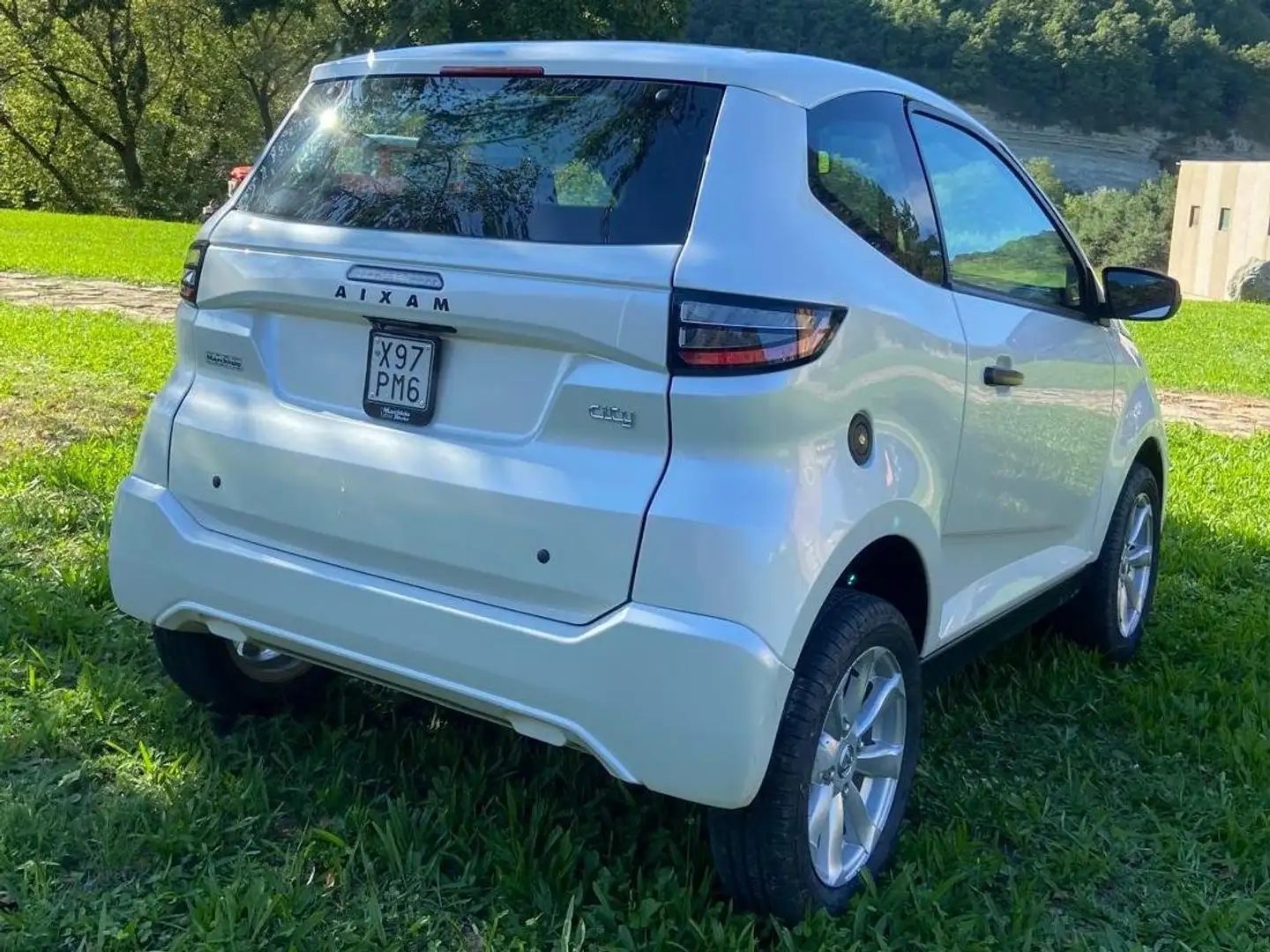 Aixam City Aixam City Pack Ambition usata MY 25 EURO 5 PLUS Bianco - 1