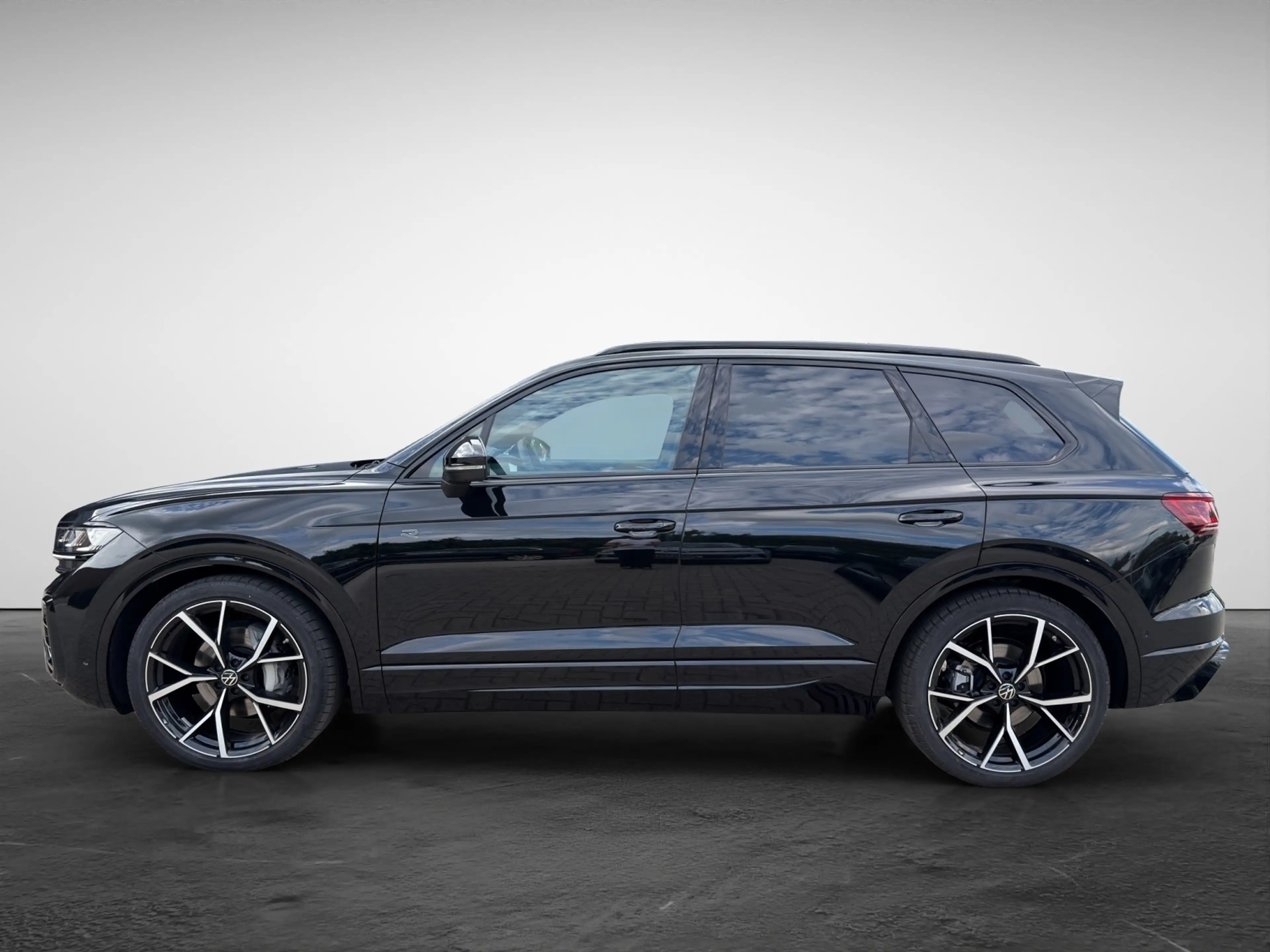 Volkswagen Touareg 3.0 TDI 4M Final Edition R-Line 22 Zoll — photo 3