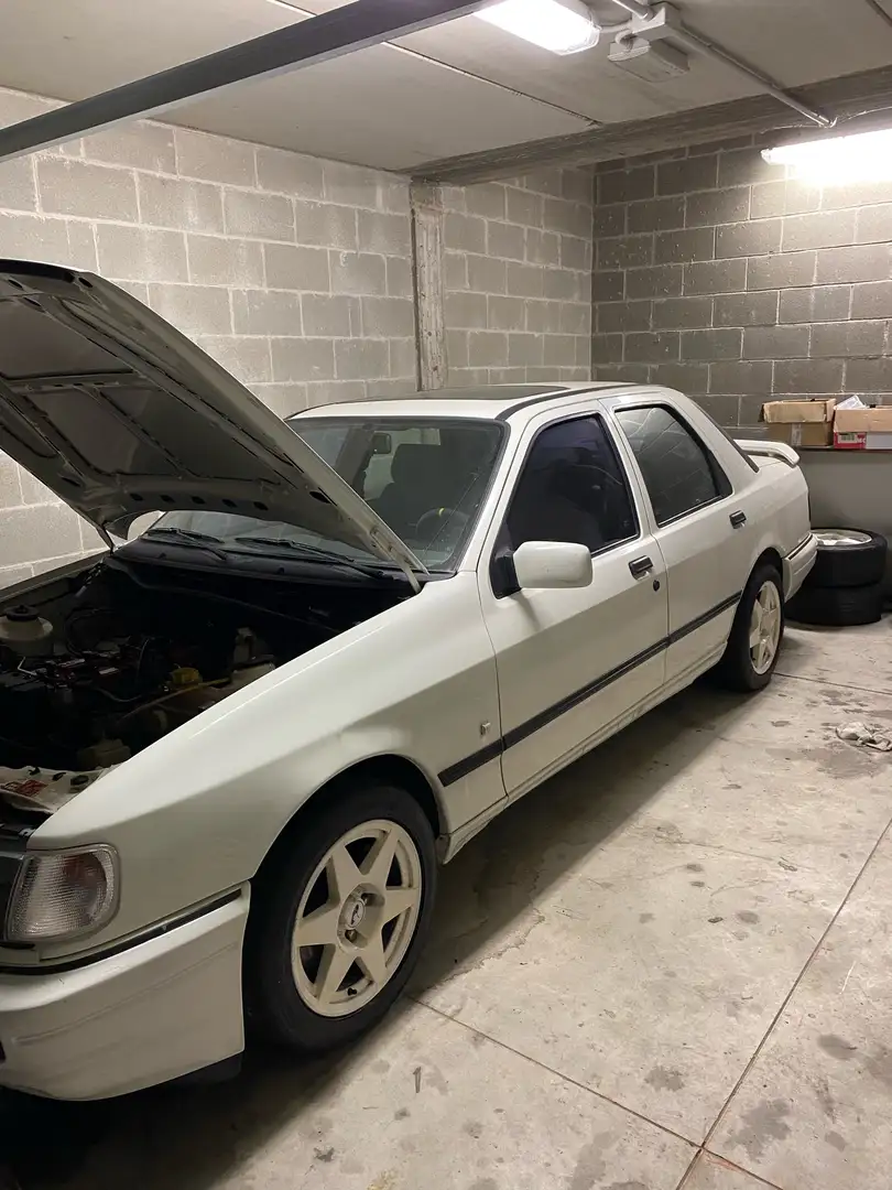 Ford Sierra 4p 2.0 Cosworth White - 1