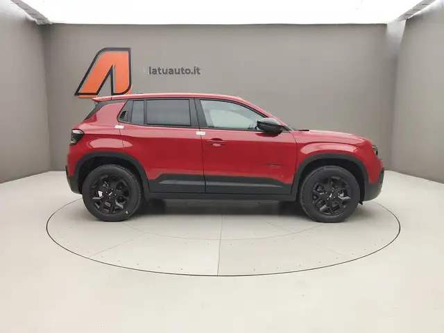 Jeep Avenger view 8
