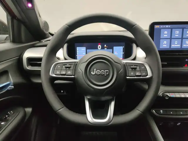 Jeep Avenger view 10