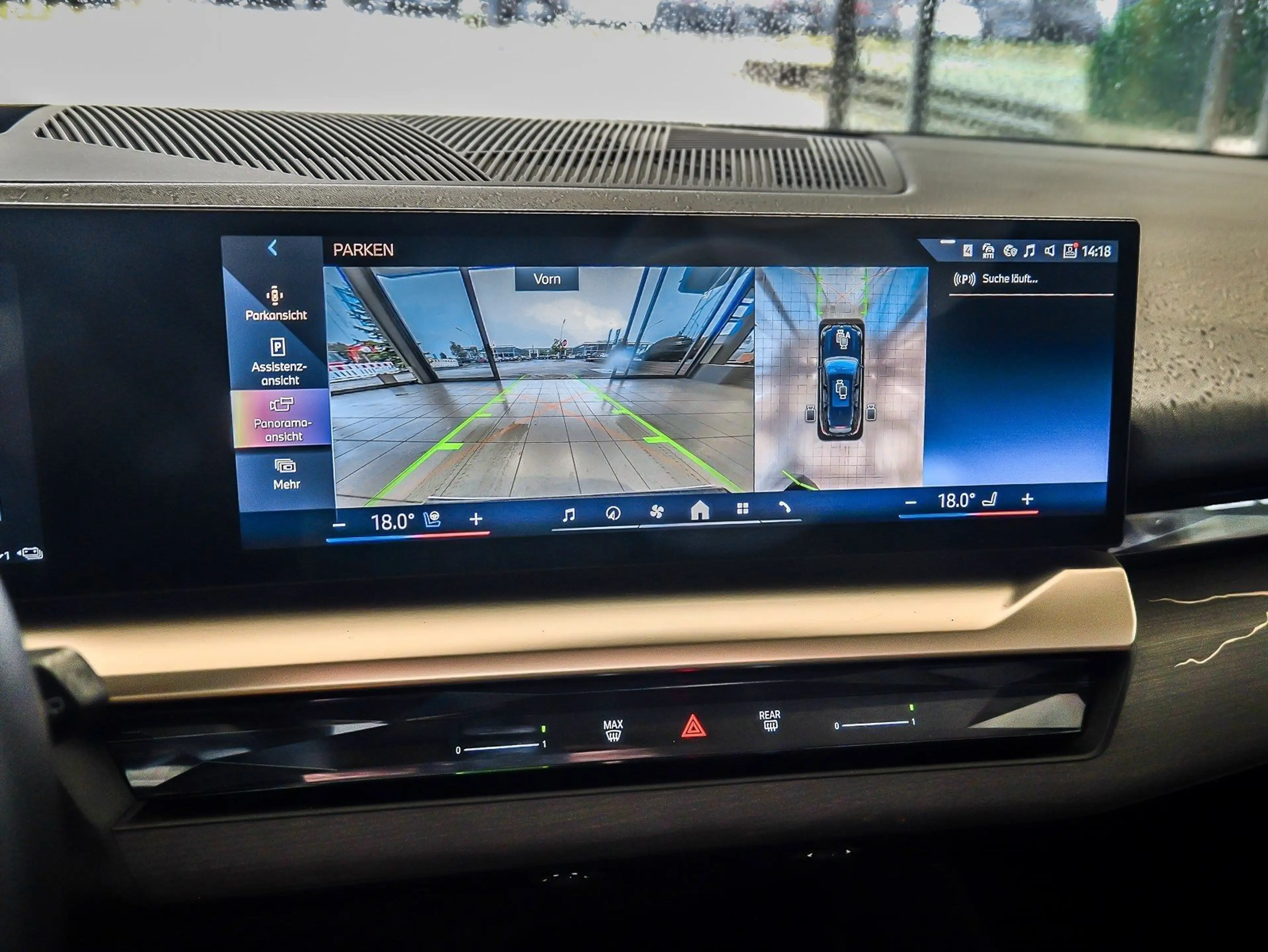 BMW 550 e xDrive Touring M Sport Pro HUD PANO ACC AHK LM — photo 15