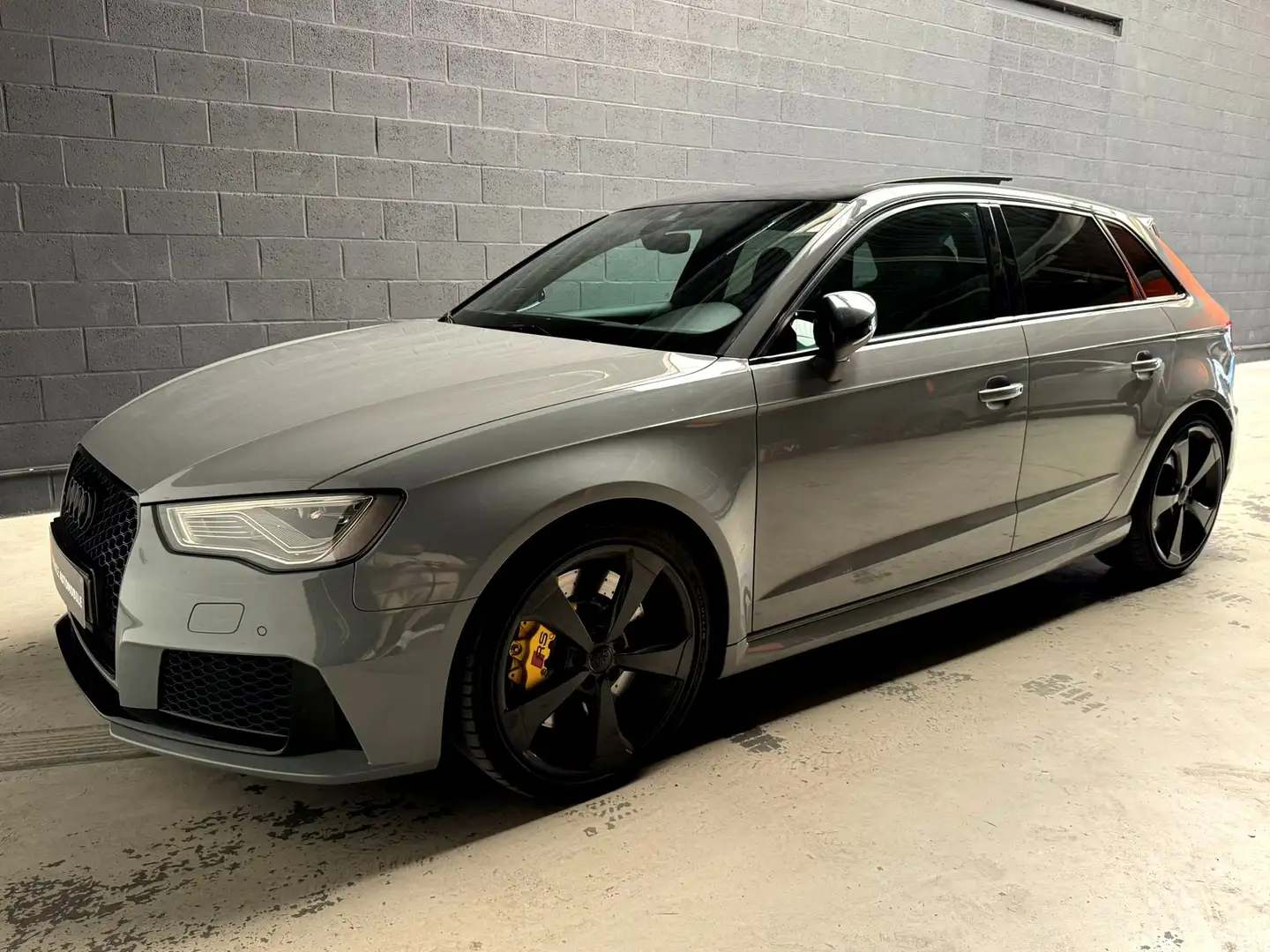 Audi RS3 Sportback Quattro Stronic GARANTIE 12 à 48 mois Gris - 2