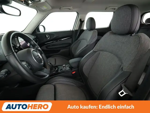 Mini Cooper Cooper view 10