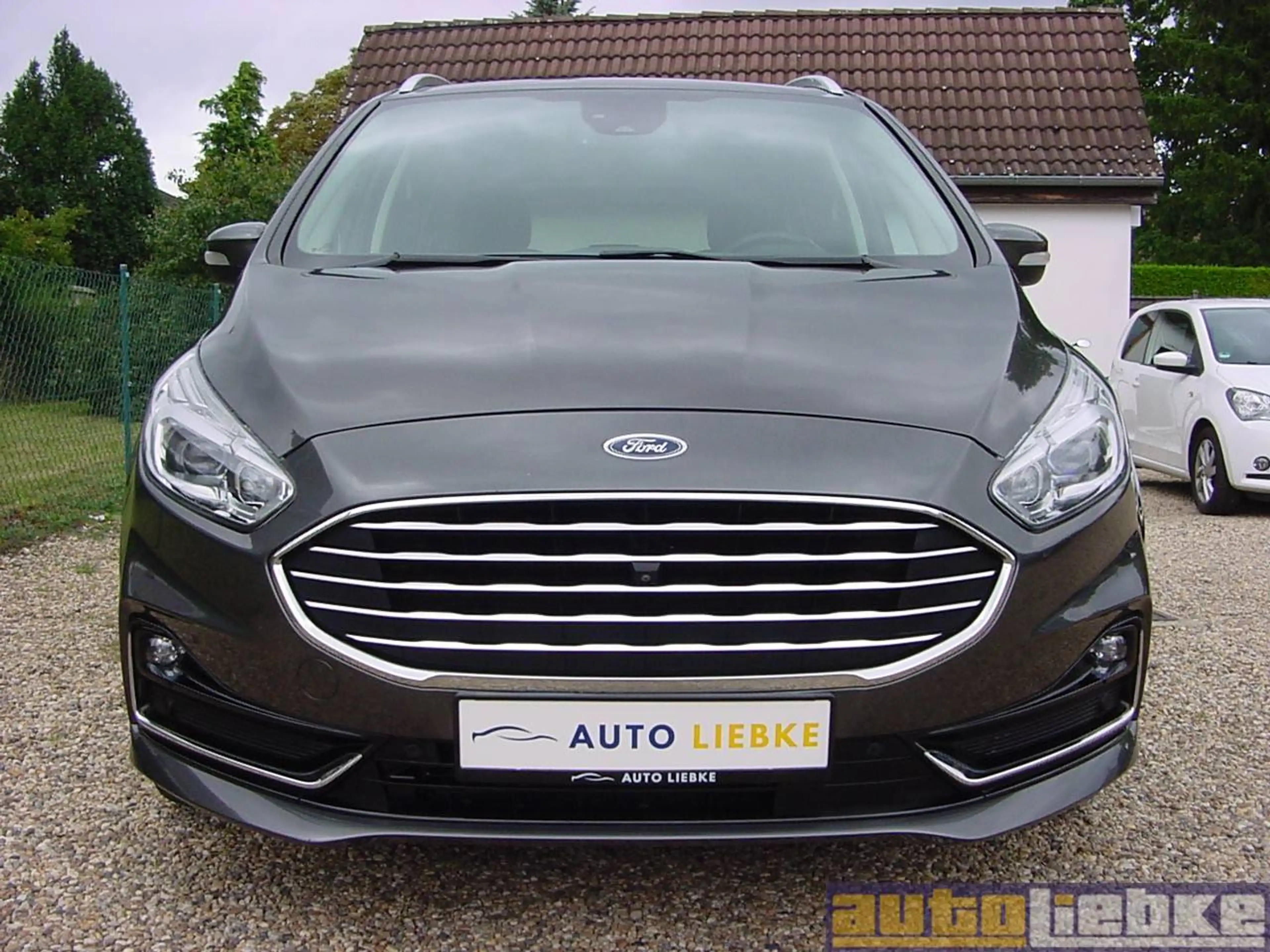 Ford Galaxy TIT. AUT,7-SI,LED,NAVI,ASS-P,KAM,A-CP/A-A,AHK,ACC,WI-P — photo 4
