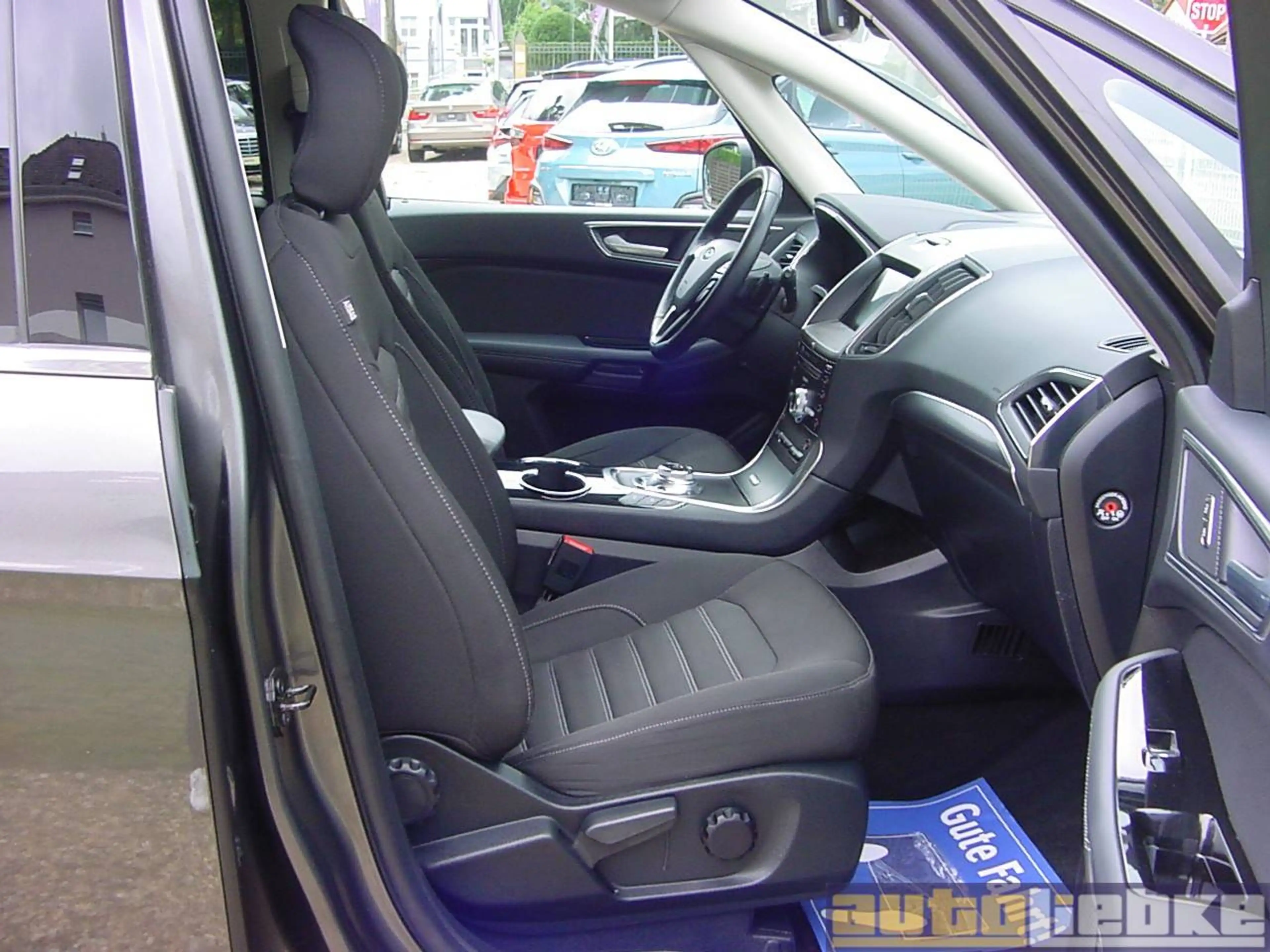 Ford Galaxy TIT. AUT,7-SI,LED,NAVI,ASS-P,KAM,A-CP/A-A,AHK,ACC,WI-P — photo 7