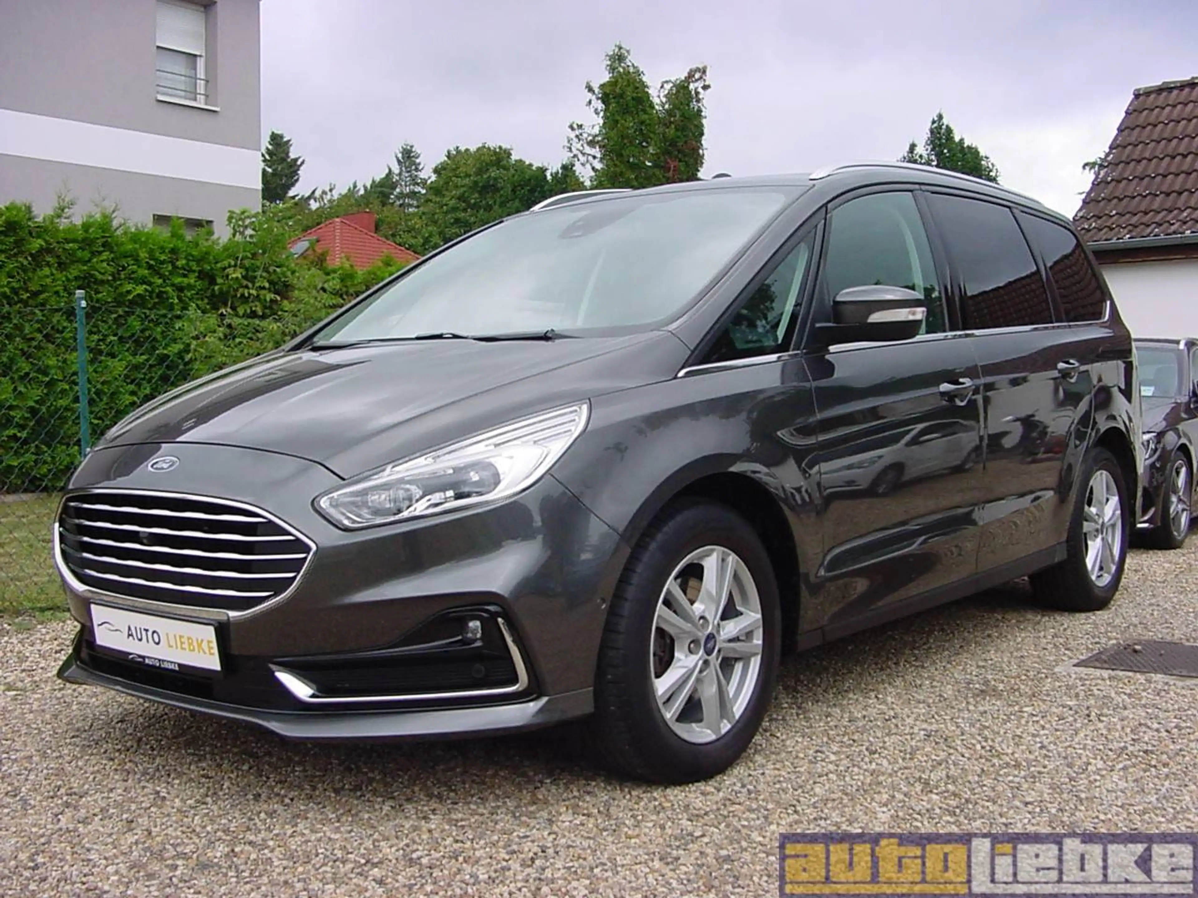 Ford Galaxy TIT. AUT,7-SI,LED,NAVI,ASS-P,KAM,A-CP/A-A,AHK,ACC,WI-P