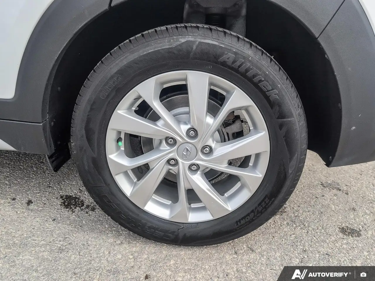Hyundai TUCSON снимка Hyundai TUCSON