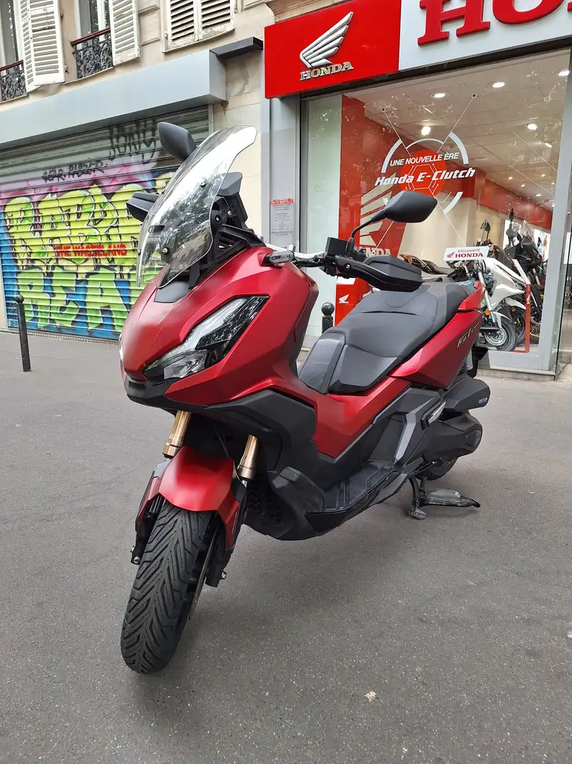 Honda ADV 350 Rood - 2