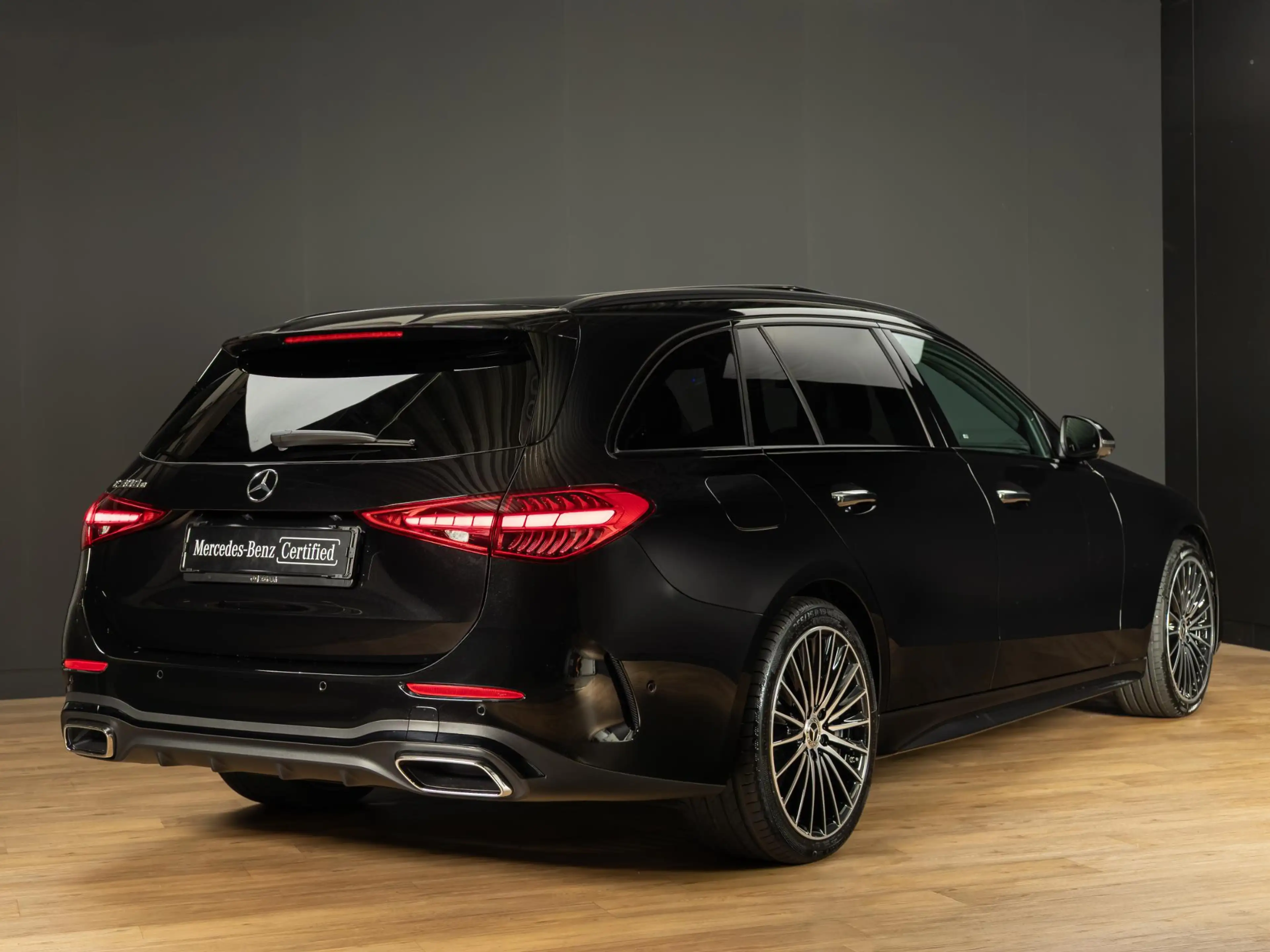 Mercedes-Benz C 300 Estate e Business Solution AMG | Panorama dak — photo 2