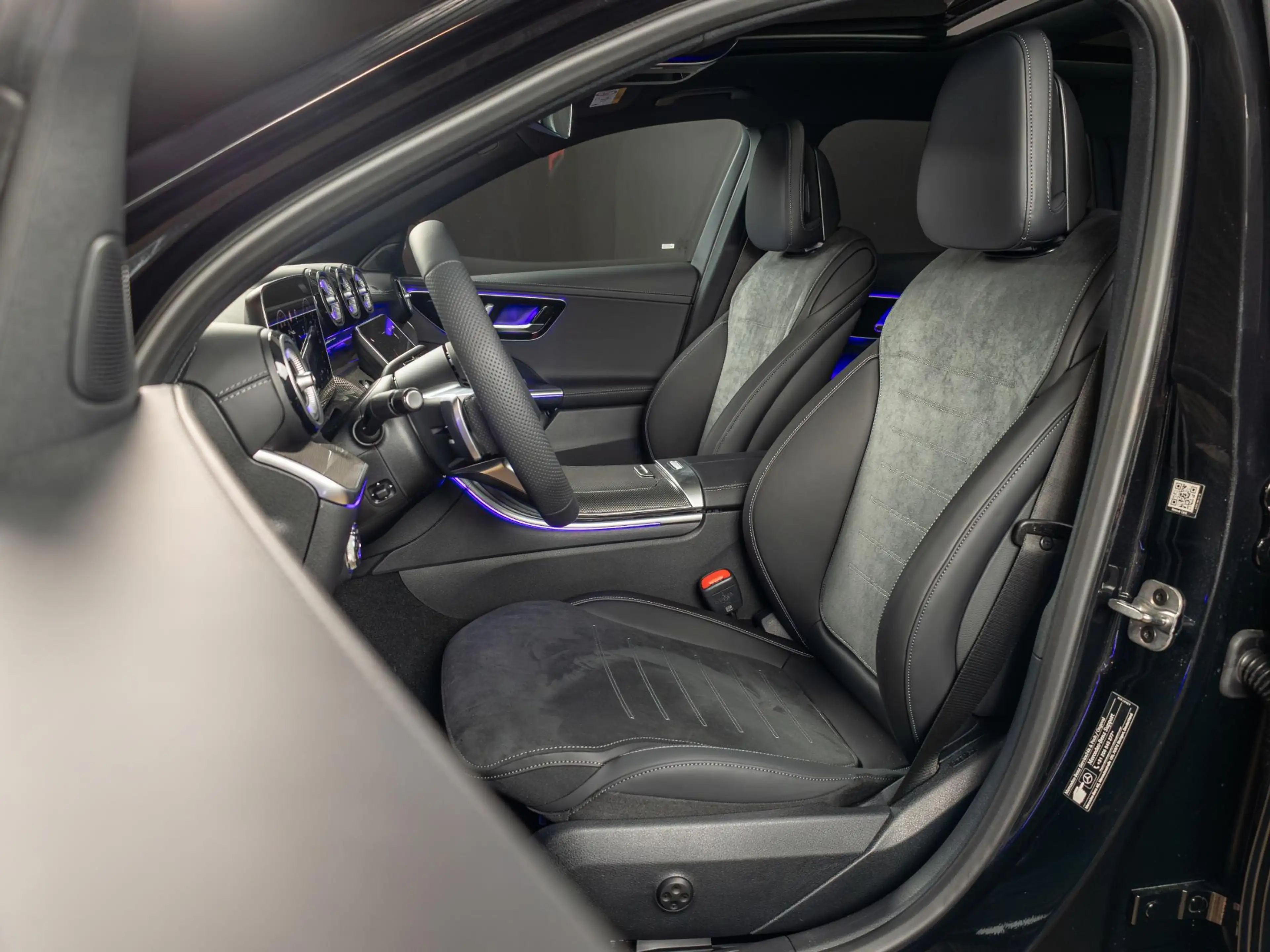Mercedes-Benz C 300 Estate e Business Solution AMG | Panorama dak — photo 9