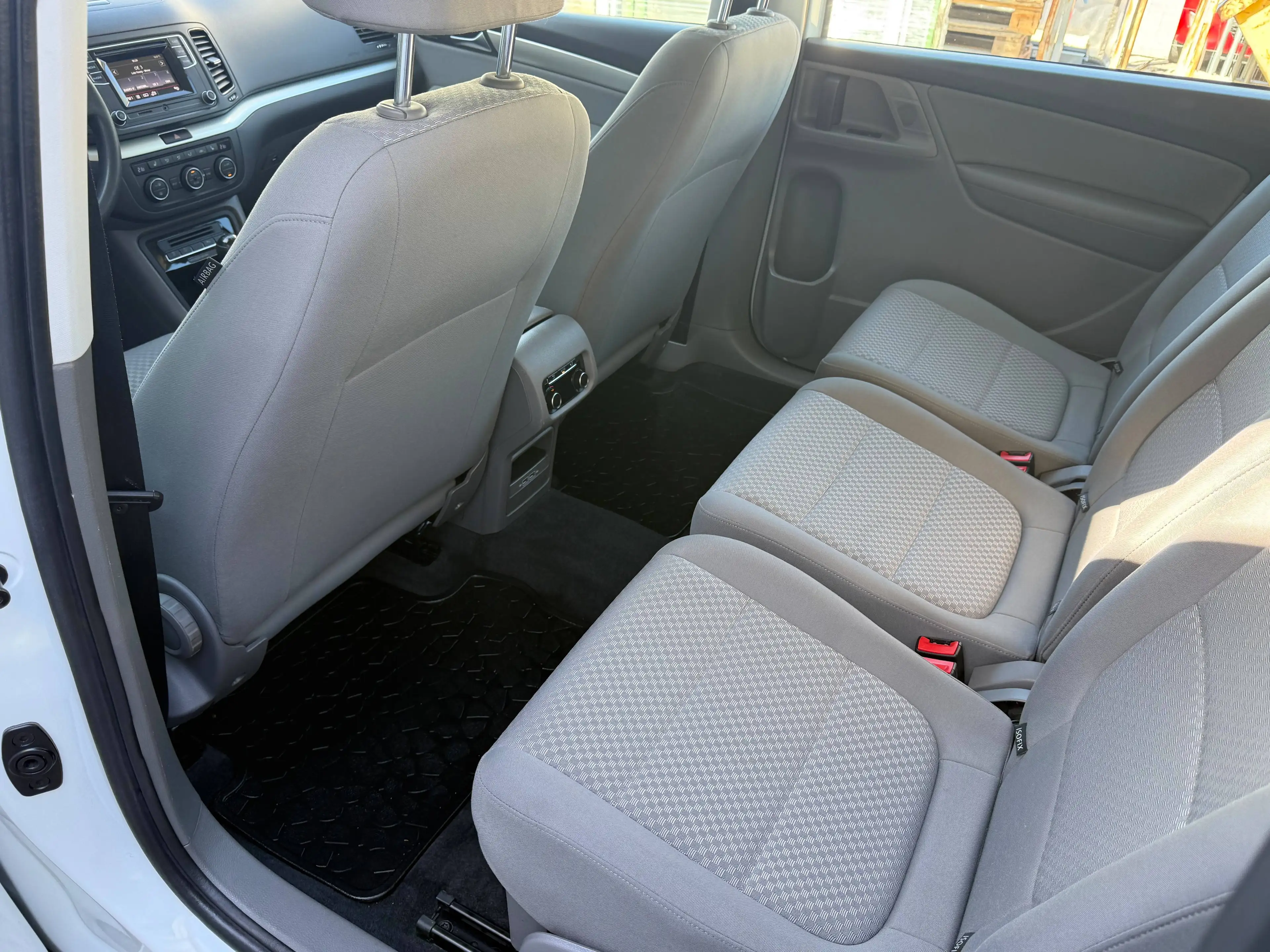 SEAT Alhambra Alhambra Business 2,0 TDI Business //7-Sitzer// — photo 9