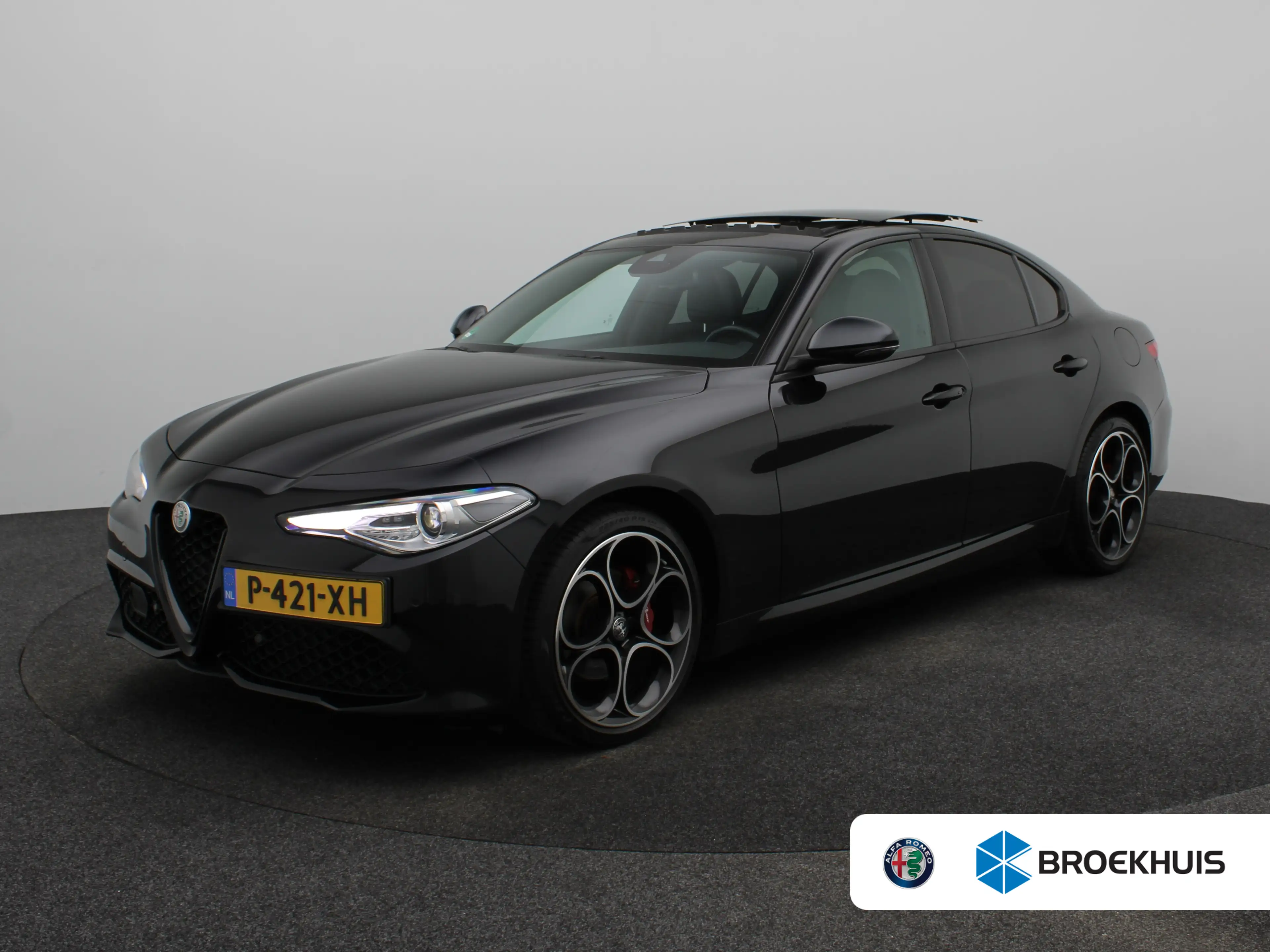 Alfa Romeo Giulia 2.0T Sprint Veloce Interieur | Panoramadak | Afnee