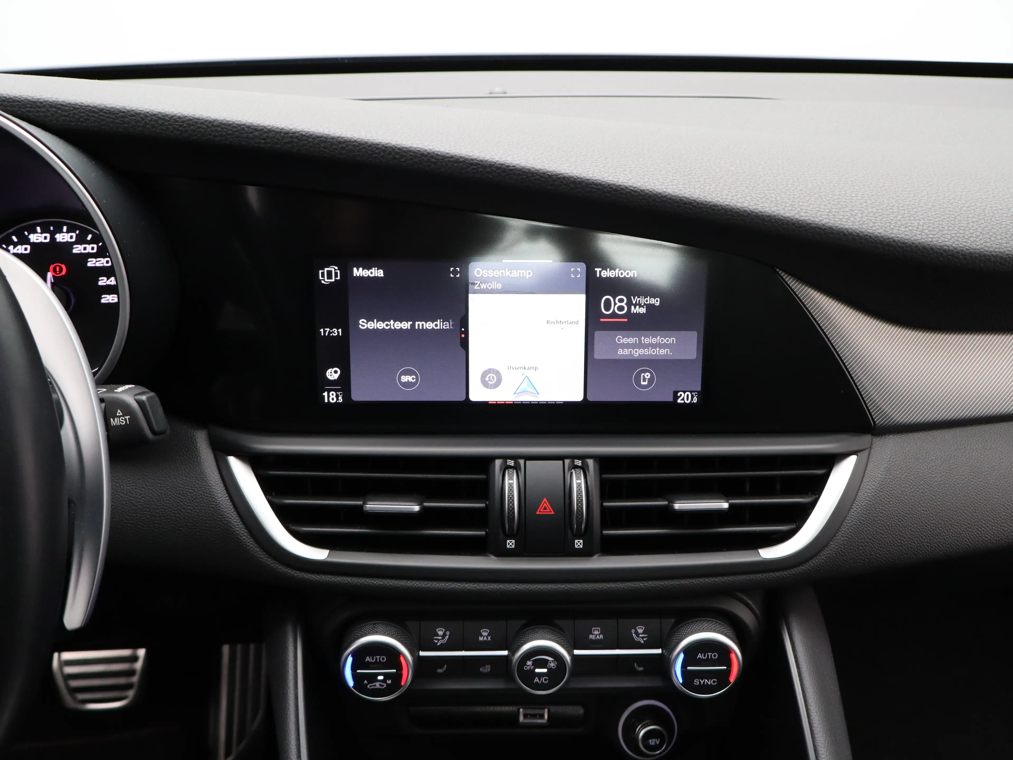 Alfa Romeo Giulia 2.0T Sprint Veloce Interieur | Panoramadak | Afnee — photo 7
