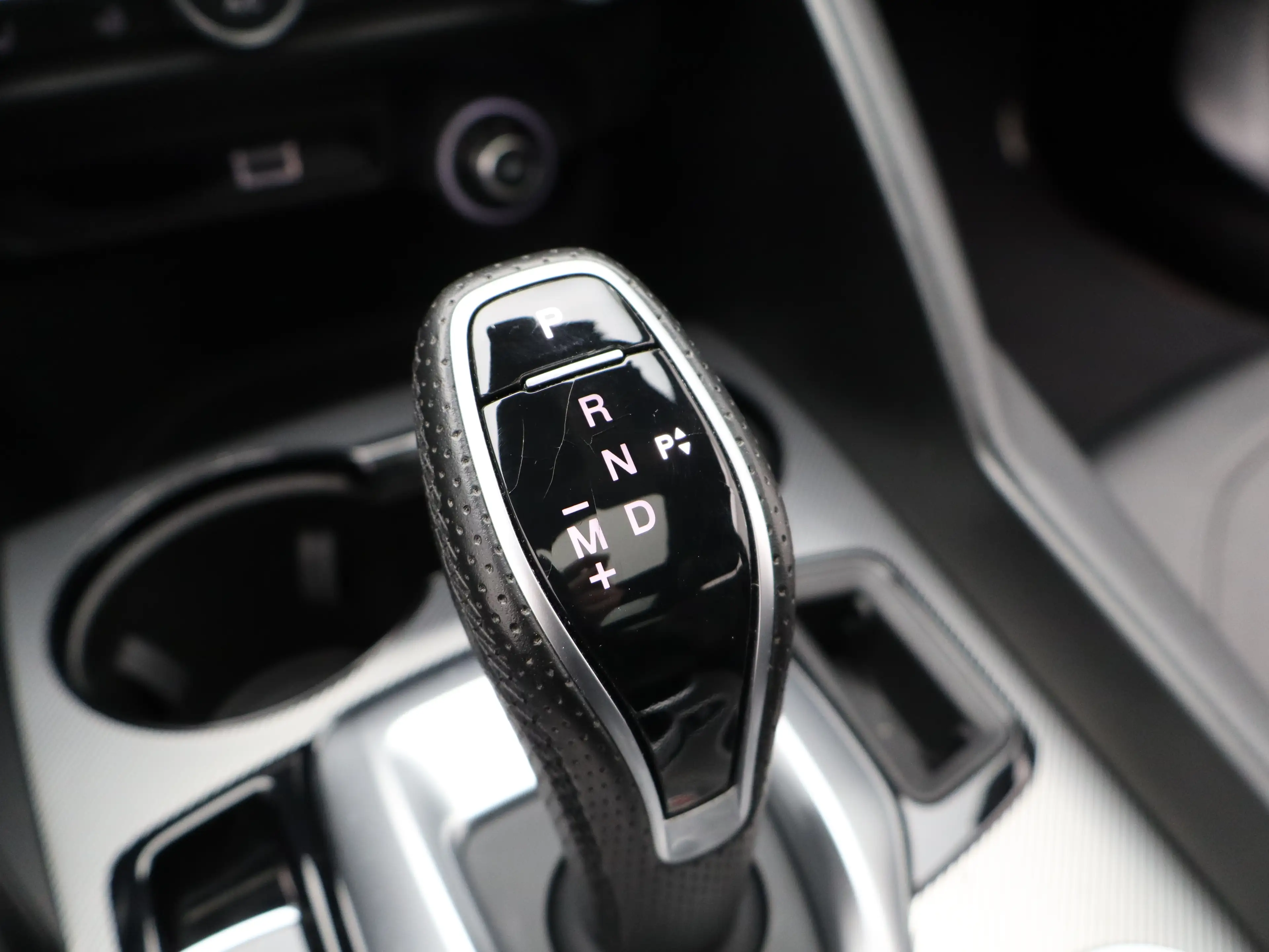 Alfa Romeo Giulia 2.0T Sprint Veloce Interieur | Panoramadak | Afnee — photo 28