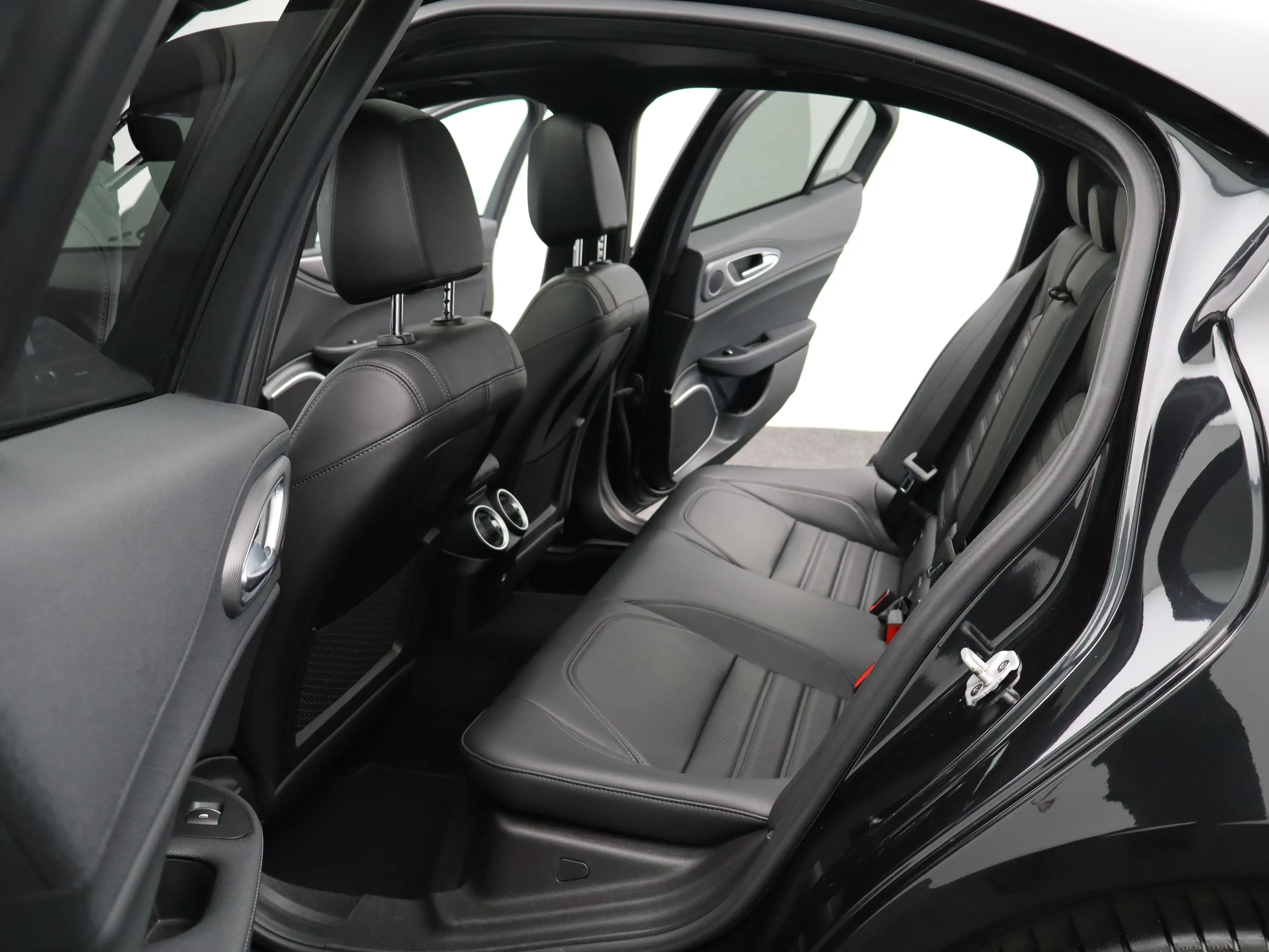 Alfa Romeo Giulia 2.0T Sprint Veloce Interieur | Panoramadak | Afnee — photo 12