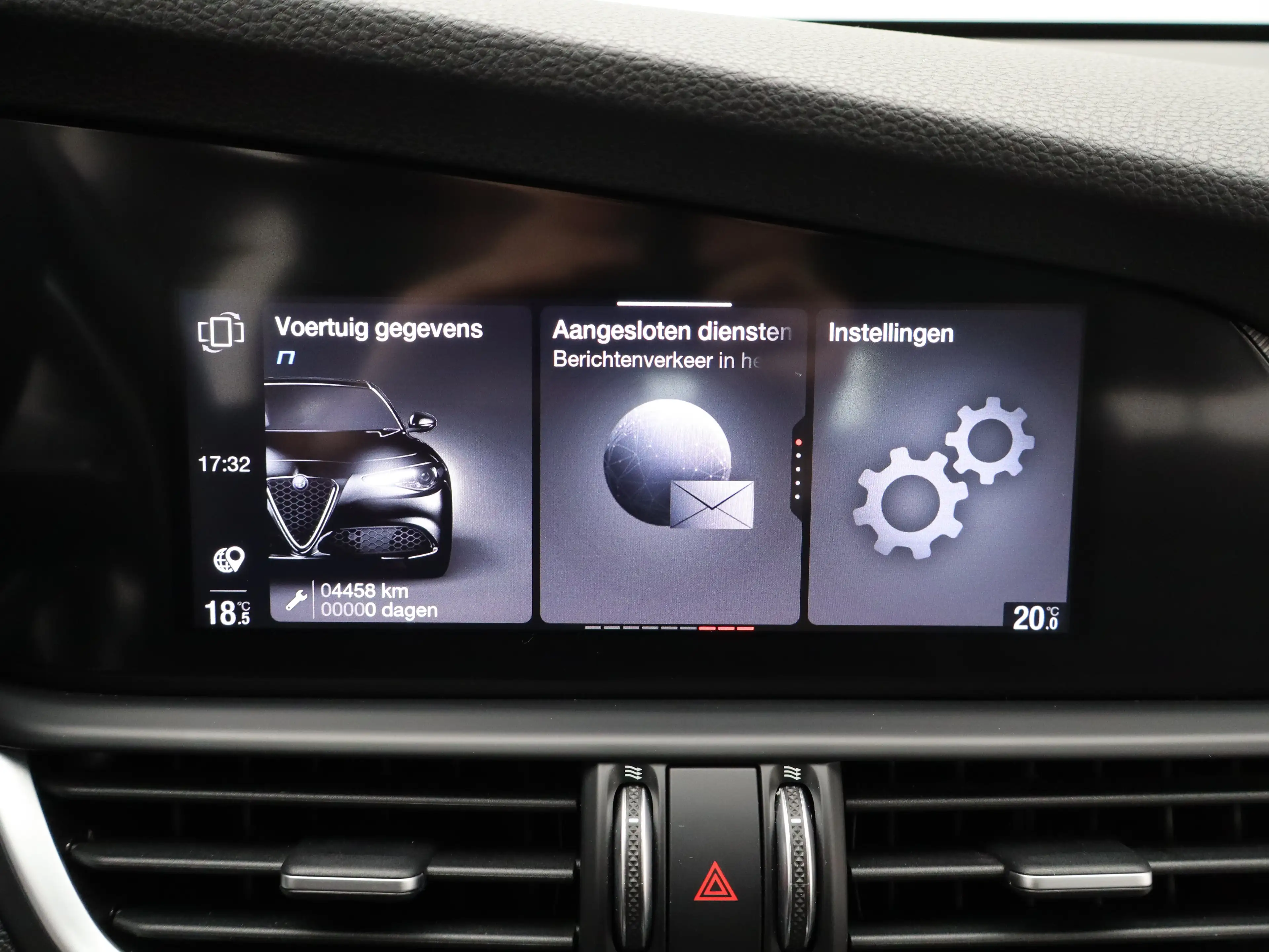 Alfa Romeo Giulia 2.0T Sprint Veloce Interieur | Panoramadak | Afnee — photo 21