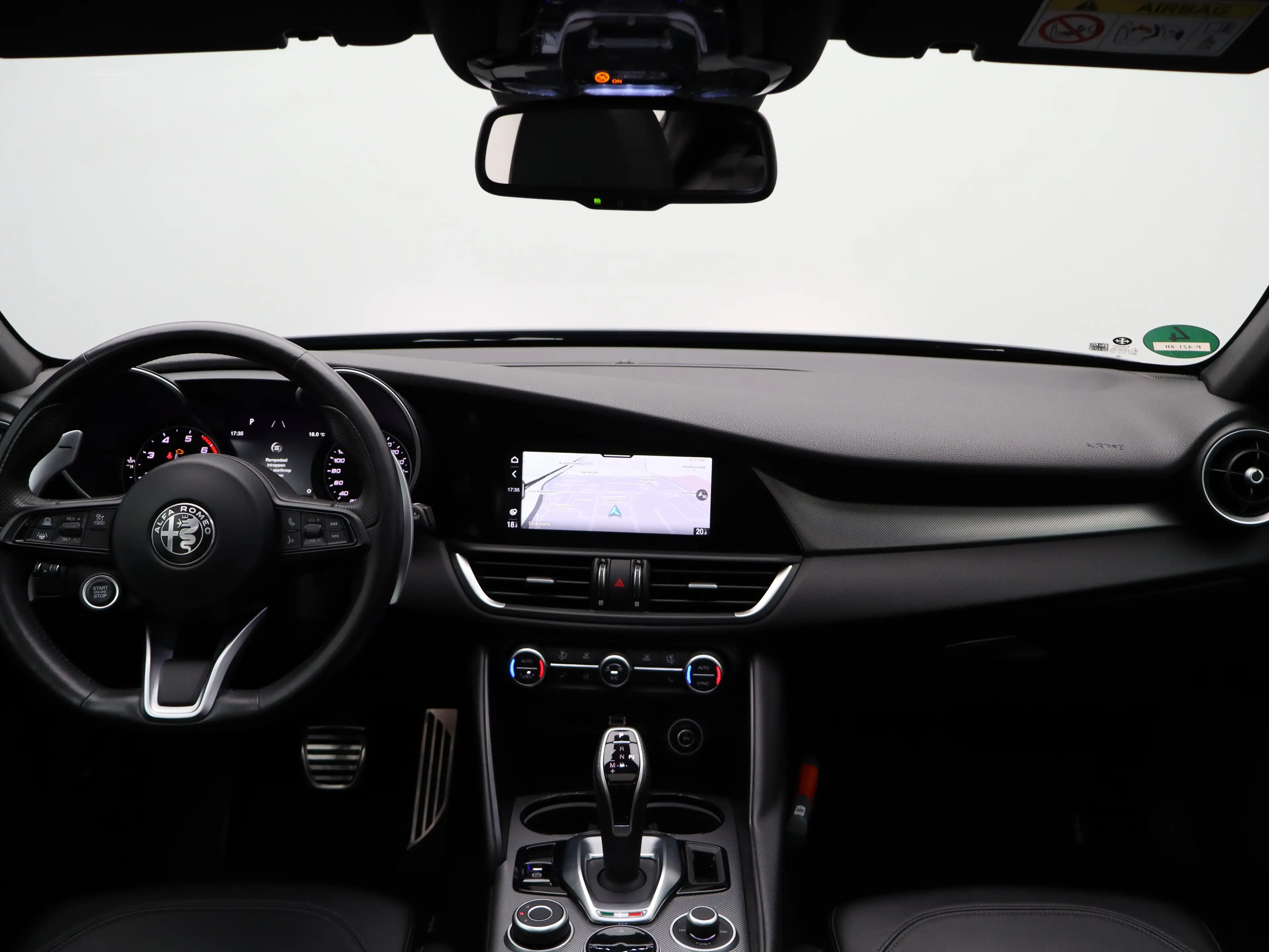Alfa Romeo Giulia 2.0T Sprint Veloce Interieur | Panoramadak | Afnee — photo 38