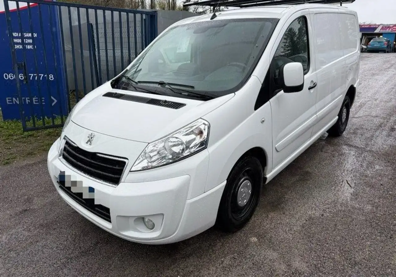 Peugeot Expert Magnifique en 1,6 hdi 92 gps Bluetooth