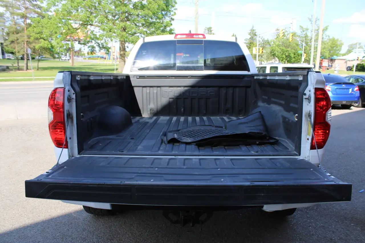 Toyota Tundra photo Toyota Tundra